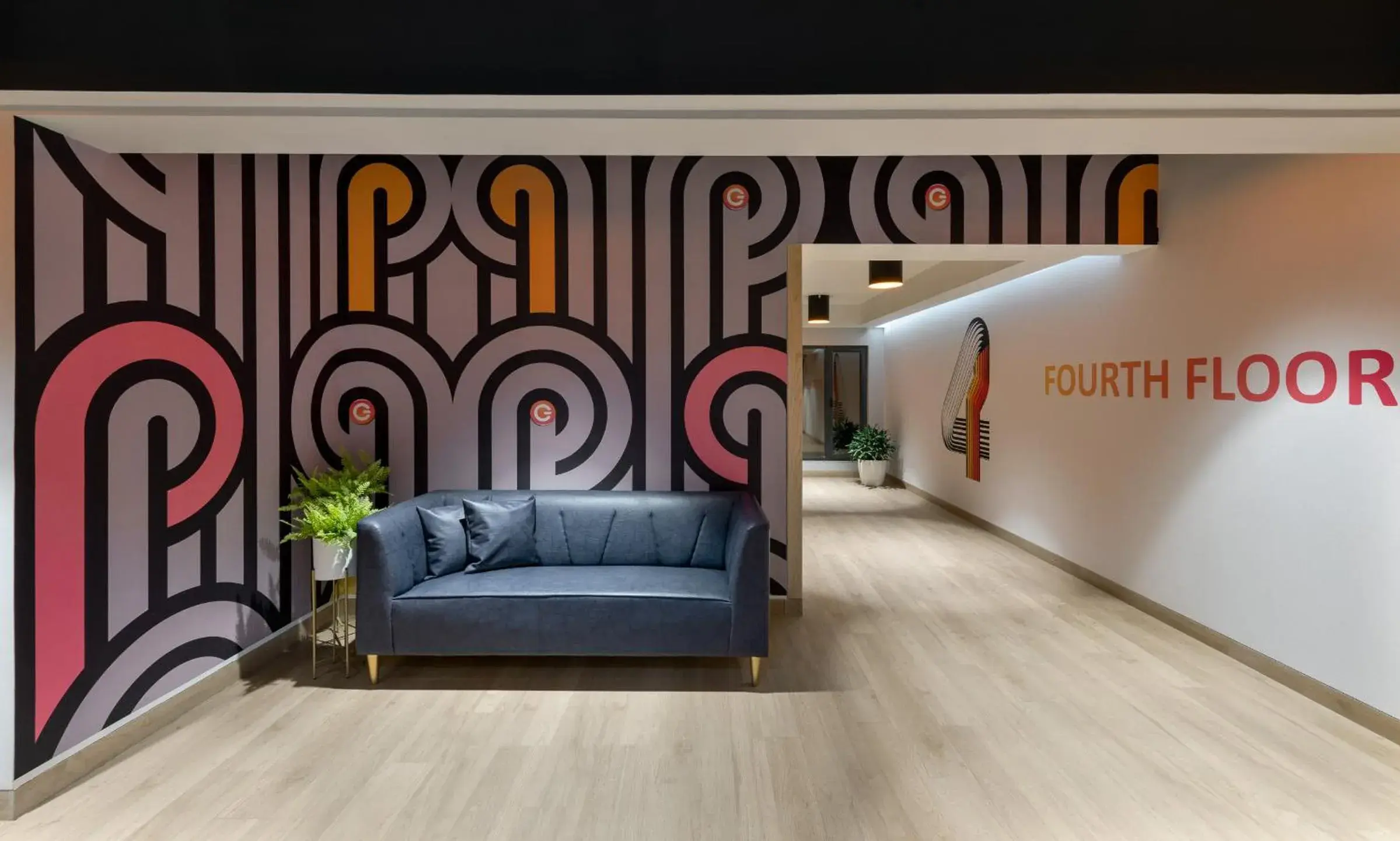 Lounge or bar in Ginger Chandigarh, Zirakpur Lounge or bar in Ginger Chandigarh, Zirakpur