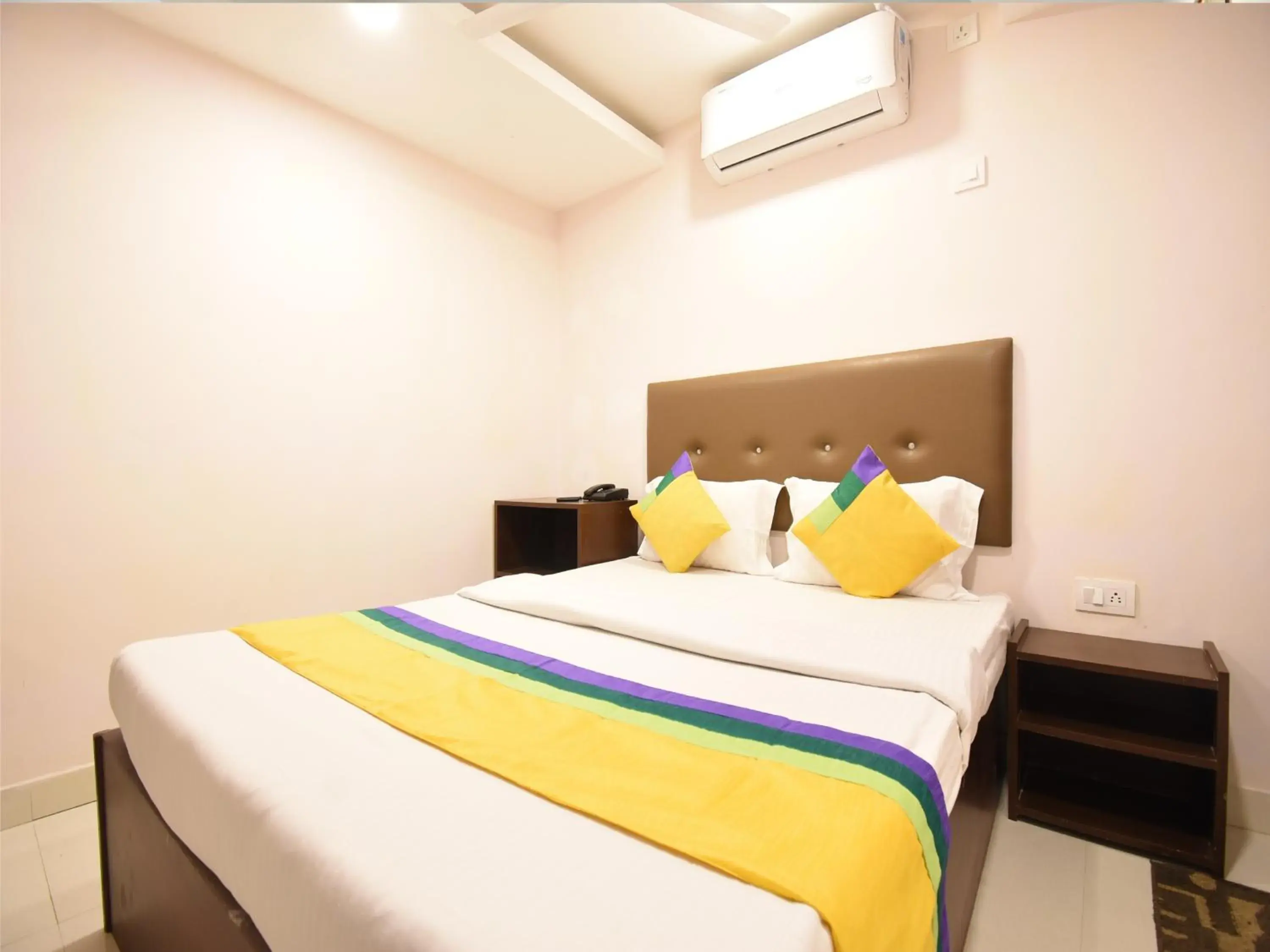 Bedroom, Bed in Hotel Soneva Inn Bedroom, Bed in Hotel Soneva Inn