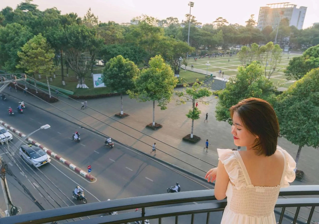 Day in Ngon Avatar Hotel