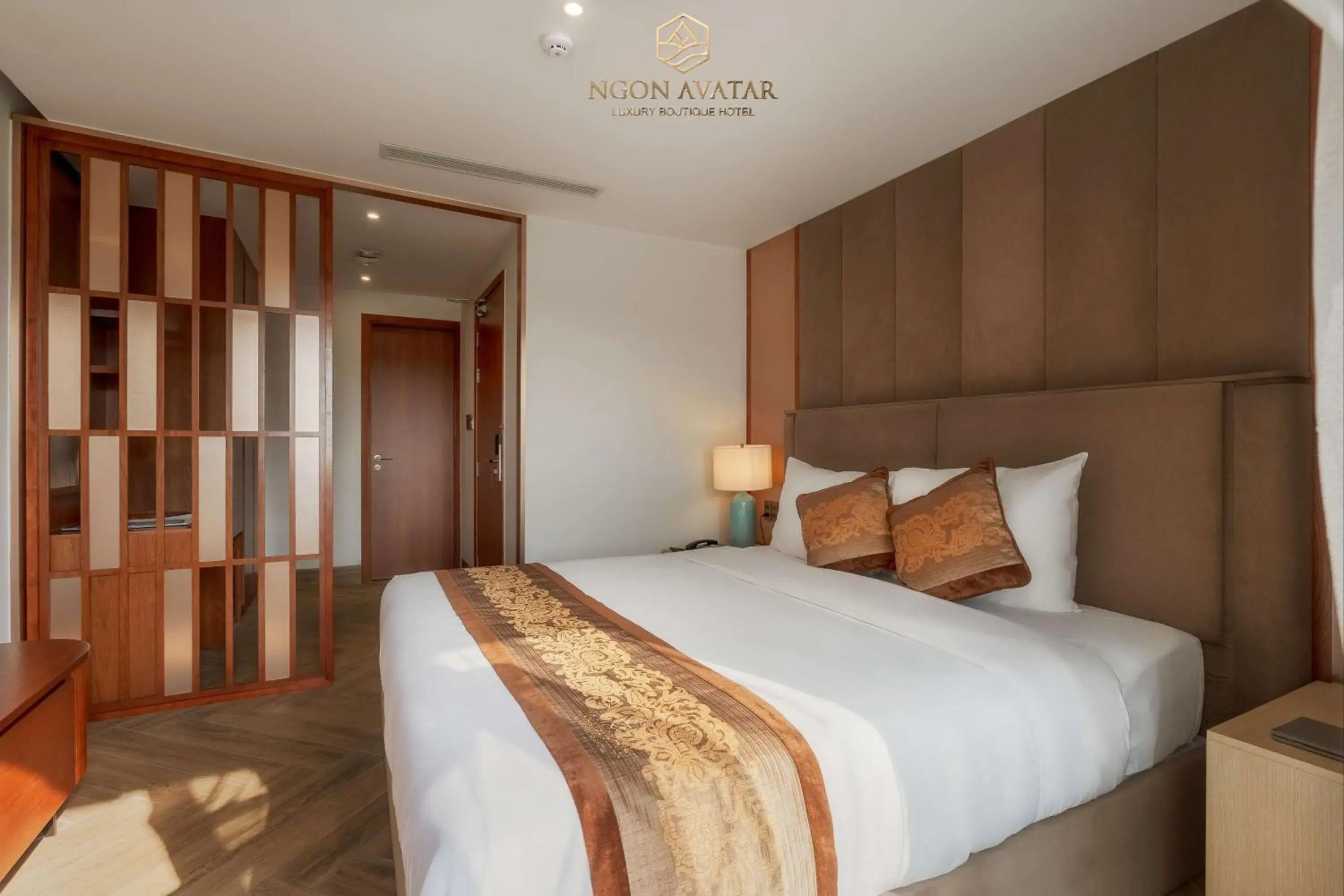 King Room with Balcony - single occupancy in Ngon Avatar Hotel King Room with Balcony - single occupancy in Ngon Avatar Hotel