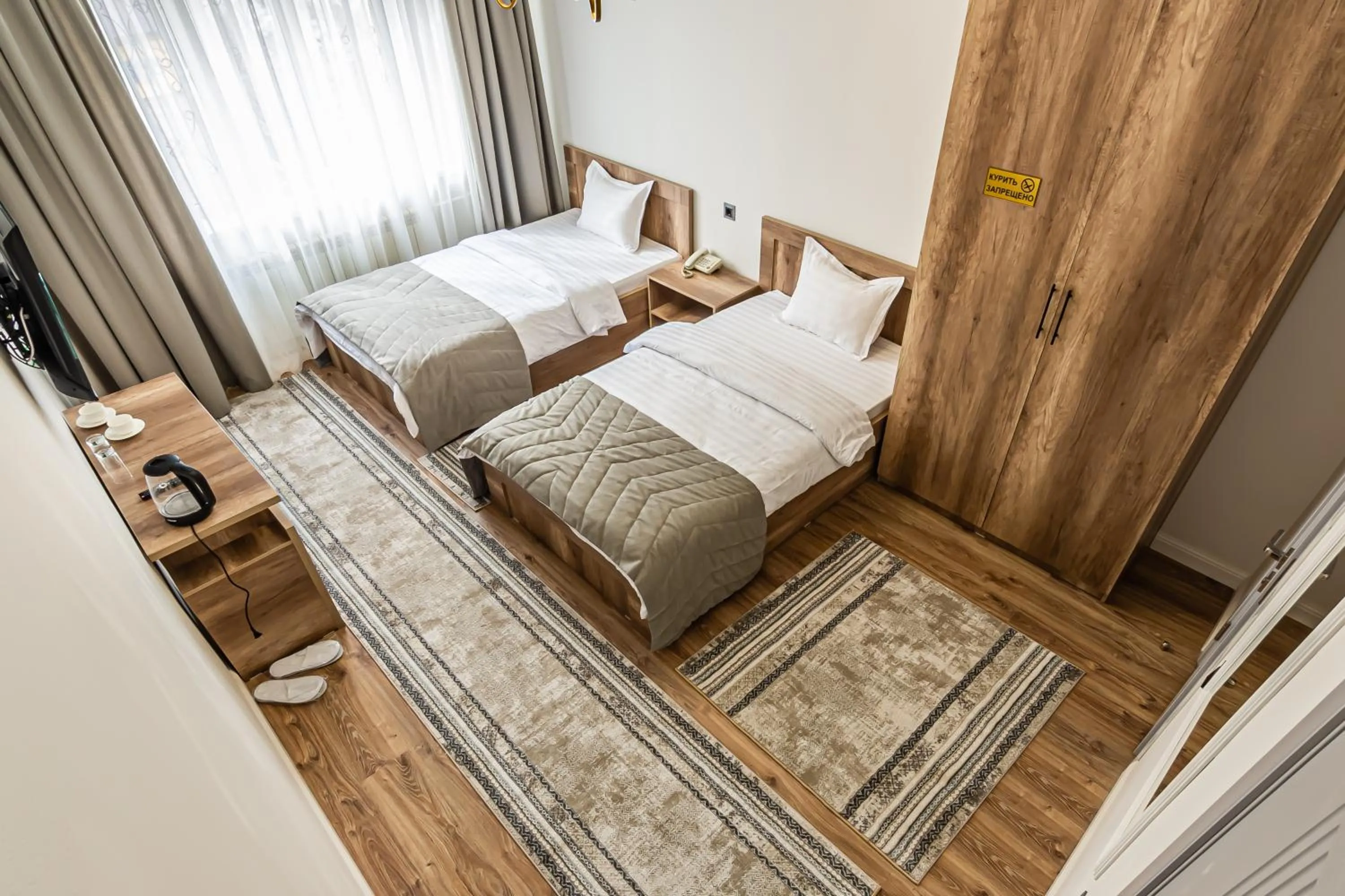 Photo of the whole room, Bed in Oscar Hotel by AG Hotels Group