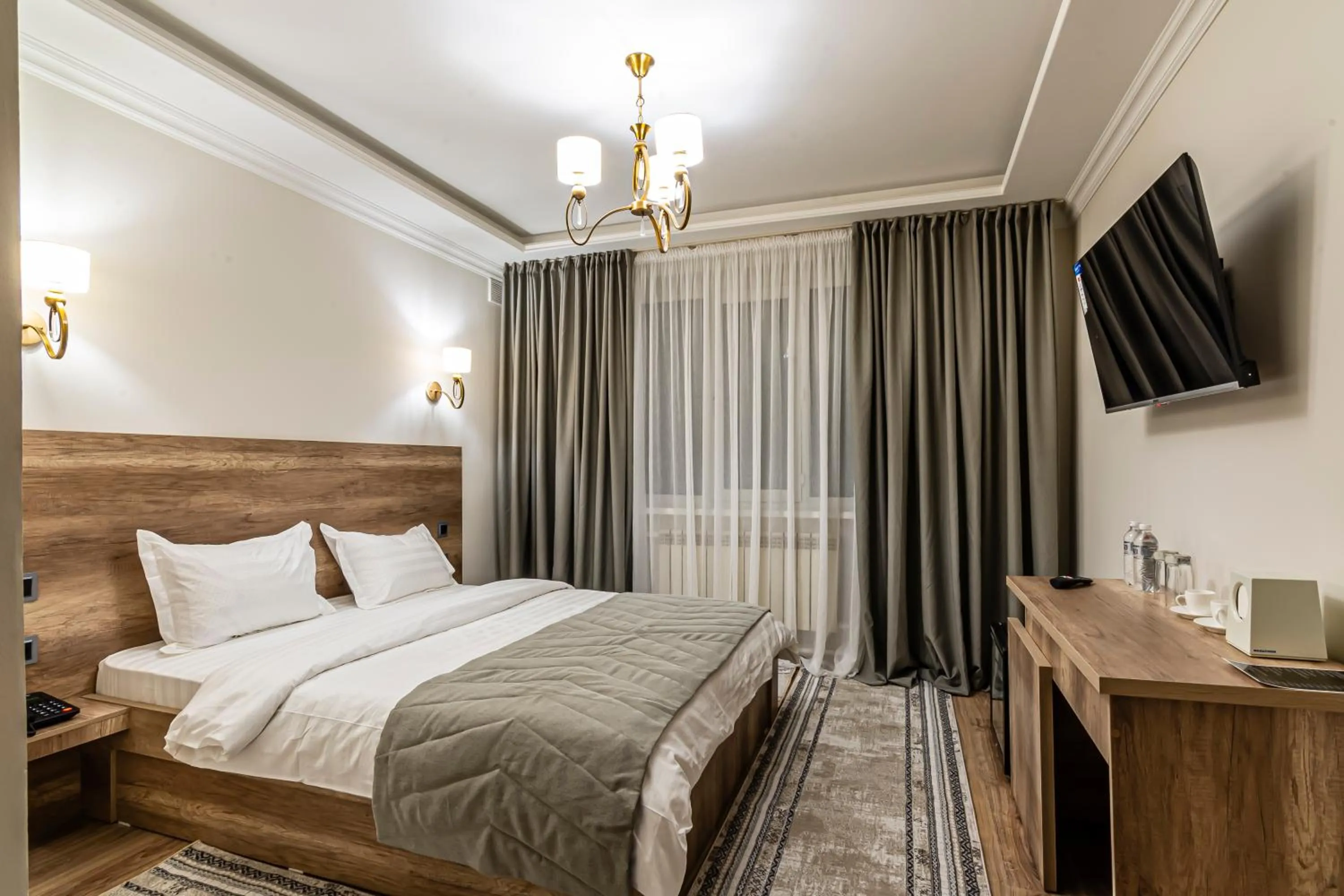TV and multimedia, Bed in Oscar Hotel by AG Hotels Group