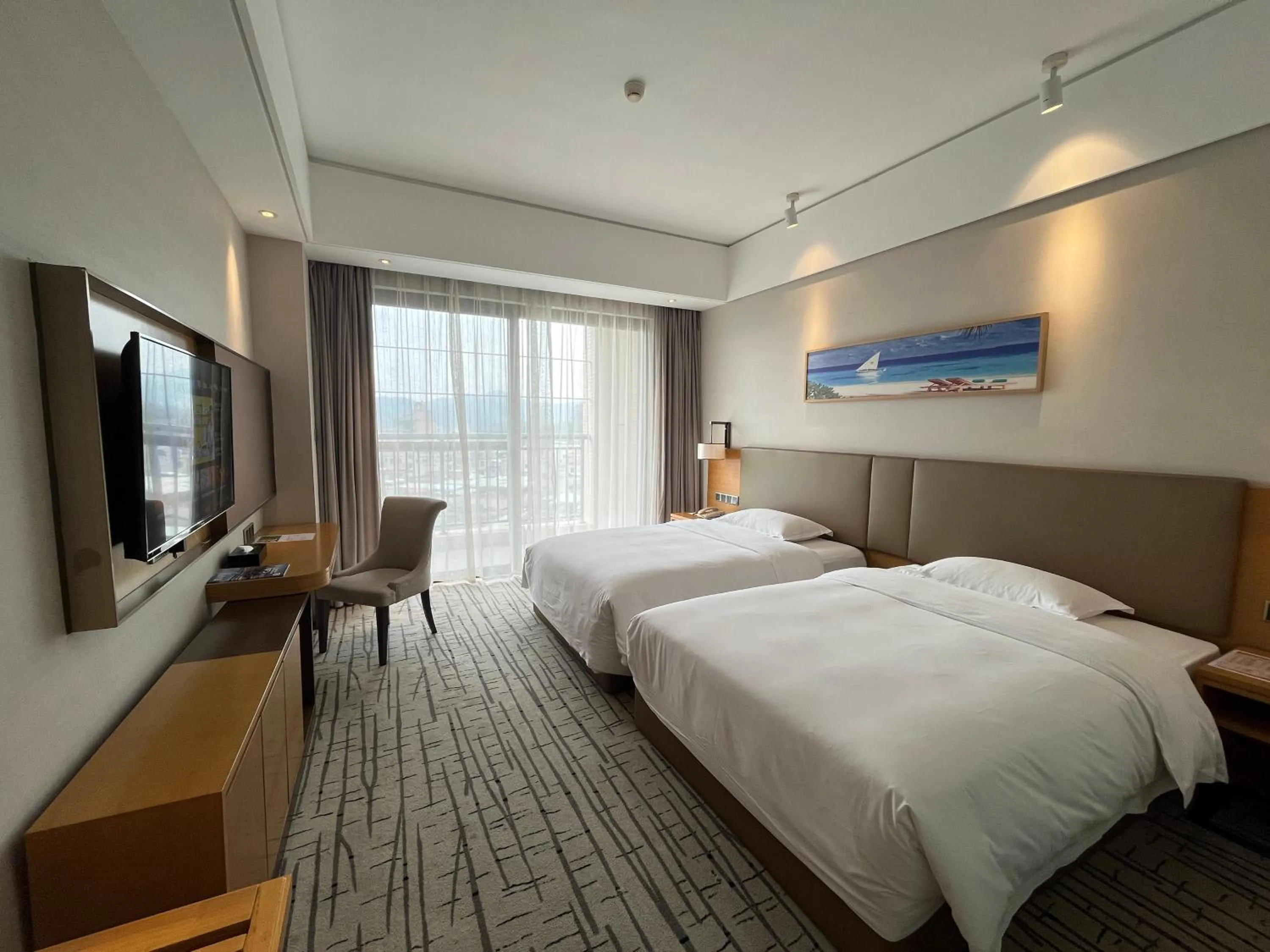 City View Deluxe Twin Room in Guangzhou Nanhong Ausotel Hotel
