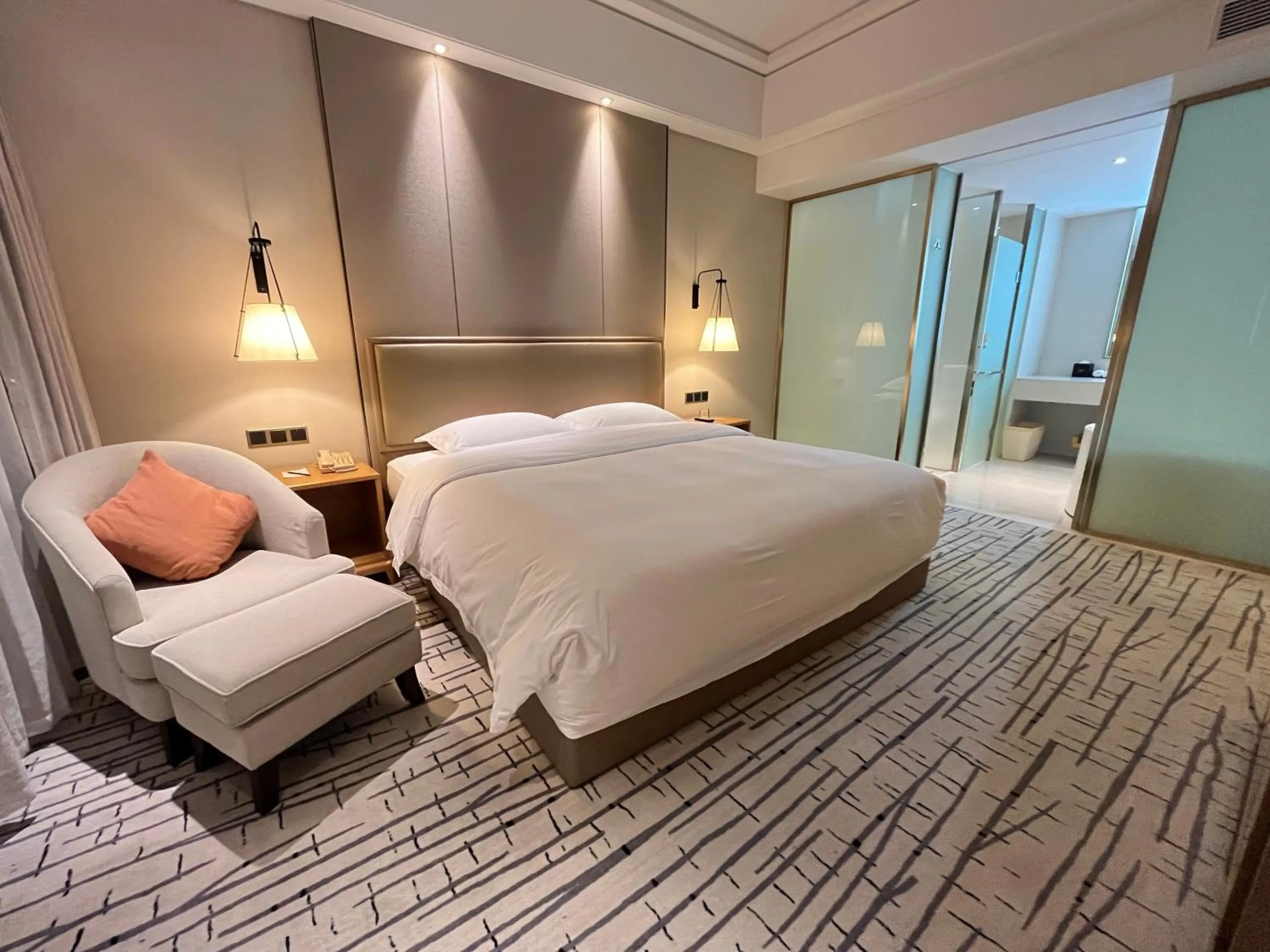 Guangzhou Nanhong Ausotel Hotel