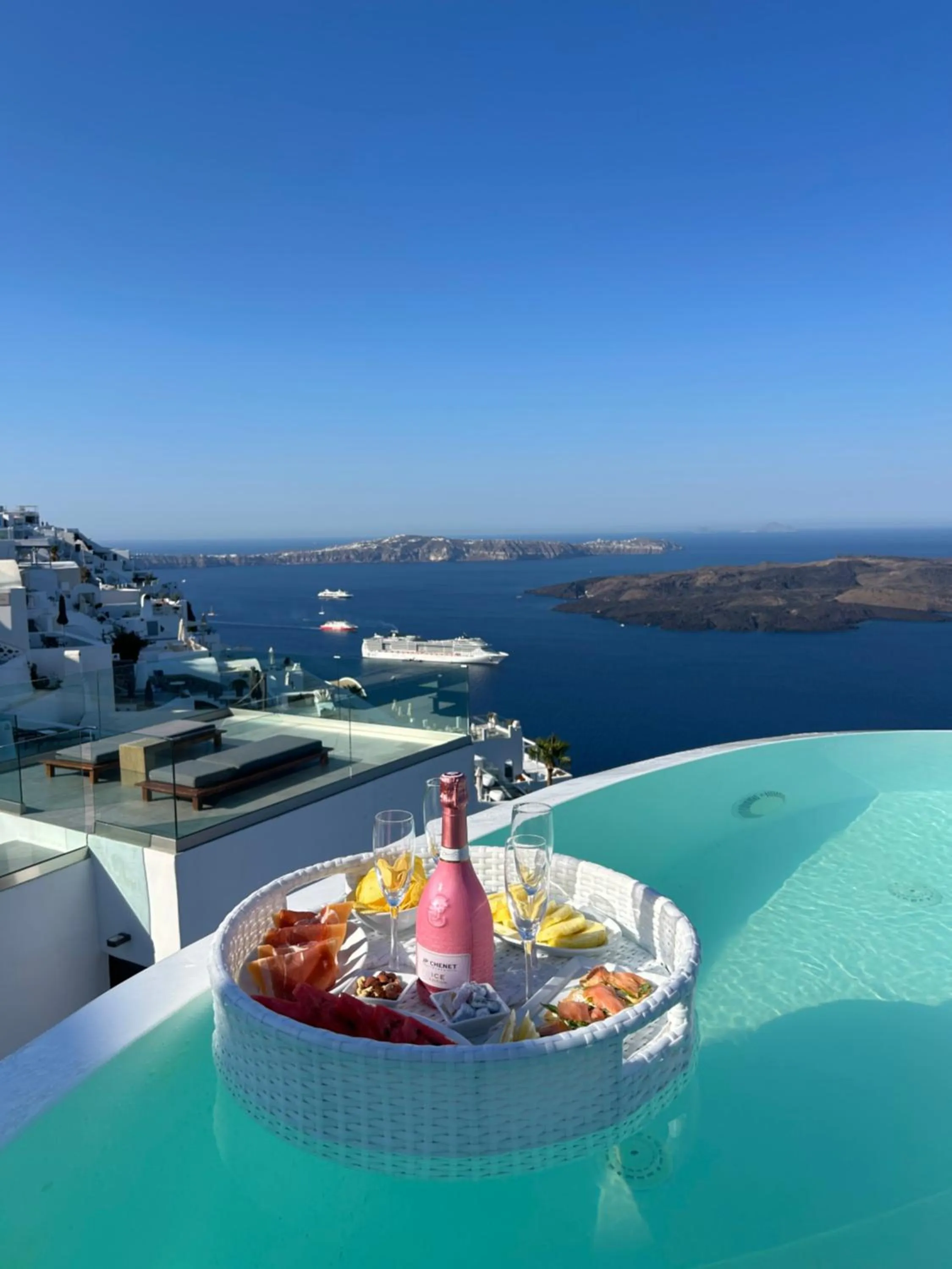 Breakfast in Chic Hotel Santorini