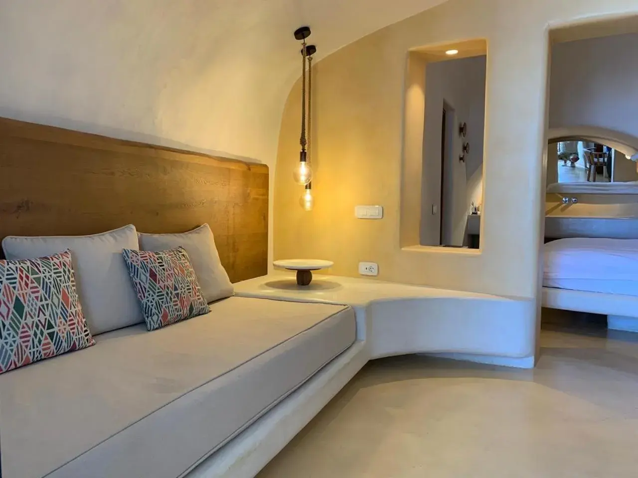 Junior Suite with Indoor Spa Bath and Caldera View in Chic Hotel Santorini Junior Suite with Indoor Spa Bath and Caldera View in Chic Hotel Santorini