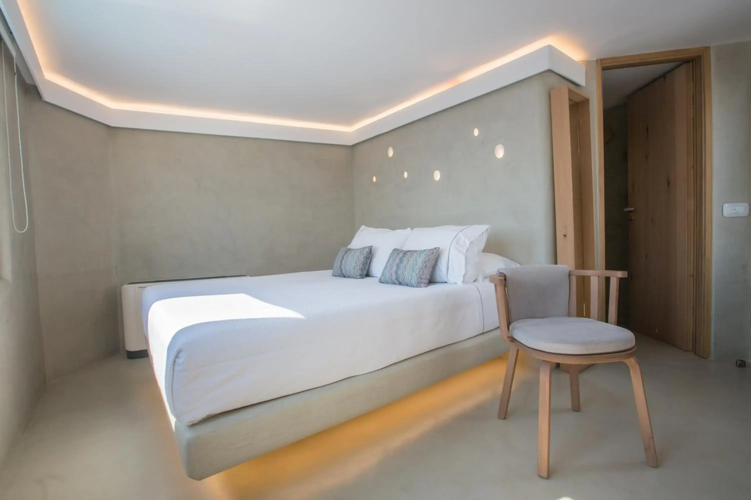 Standard Suite with Caldera View in Chic Hotel Santorini Standard Suite with Caldera View in Chic Hotel Santorini