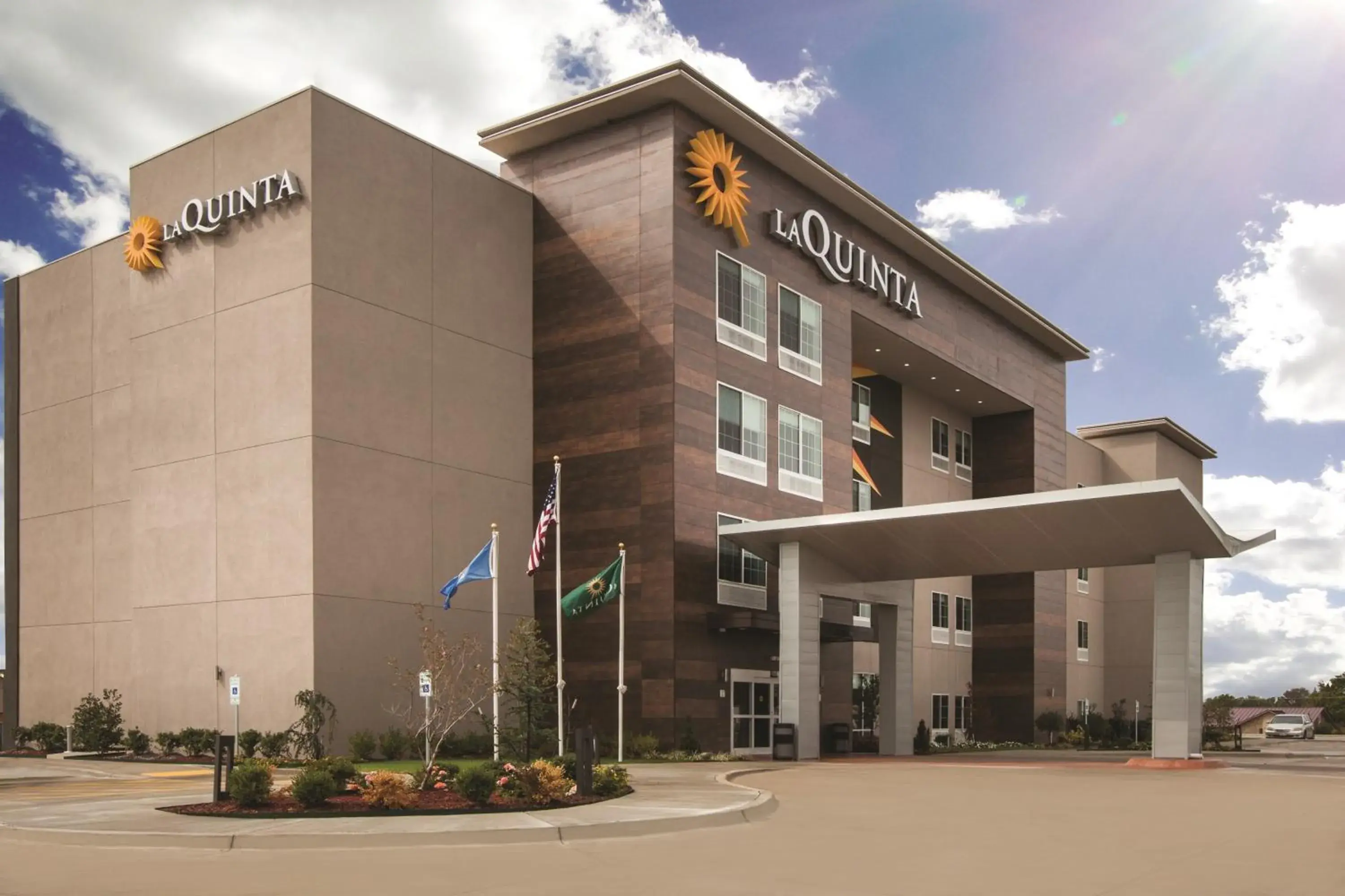 Property building in La Quinta Inn & Suites by Wyndham Yucaipa Property building in La Quinta Inn & Suites by Wyndham Yucaipa