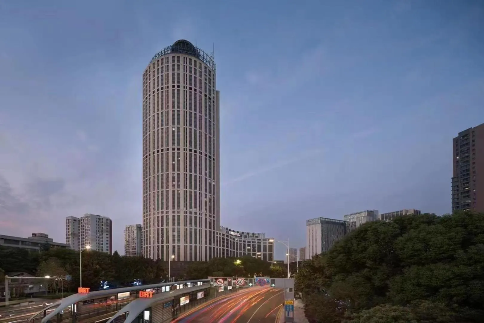 Property building in Changzhou Yuanzhou Hotel