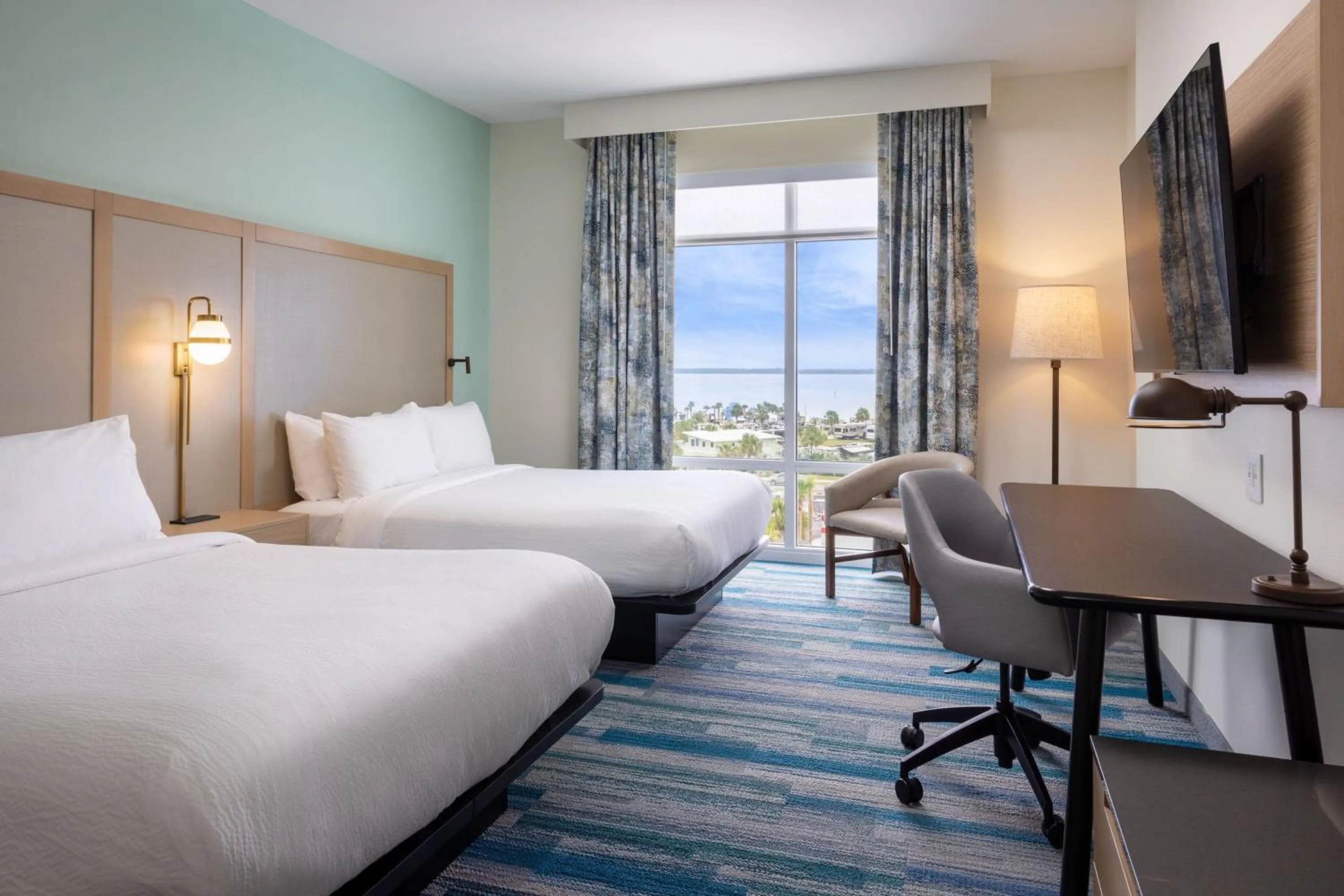 Photo of the whole room, Bed in Fairfield by Marriott Inn & Suites Pensacola Beach