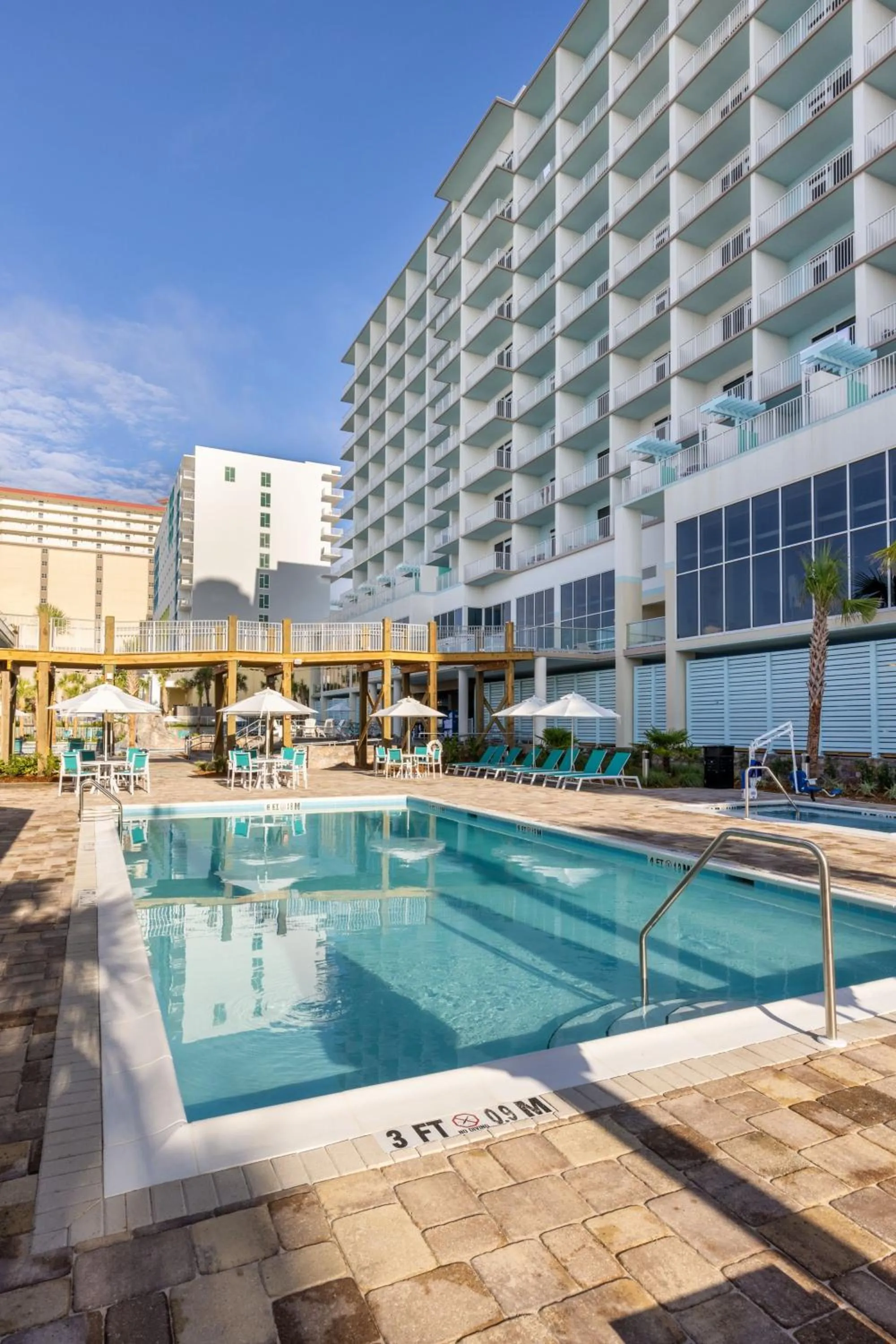 Swimming pool in Fairfield by Marriott Inn & Suites Pensacola Beach