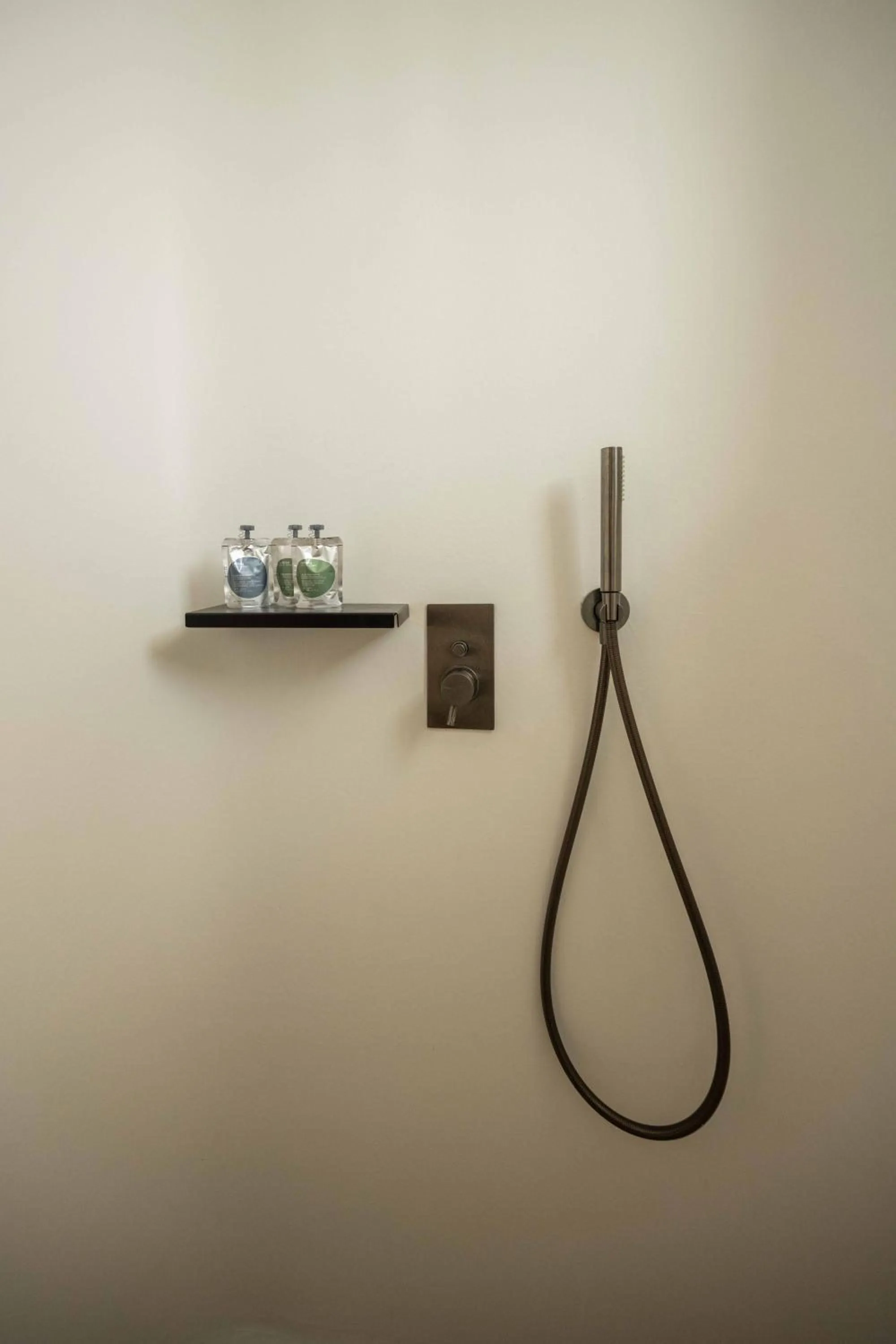 Bathroom in Argo Hotel