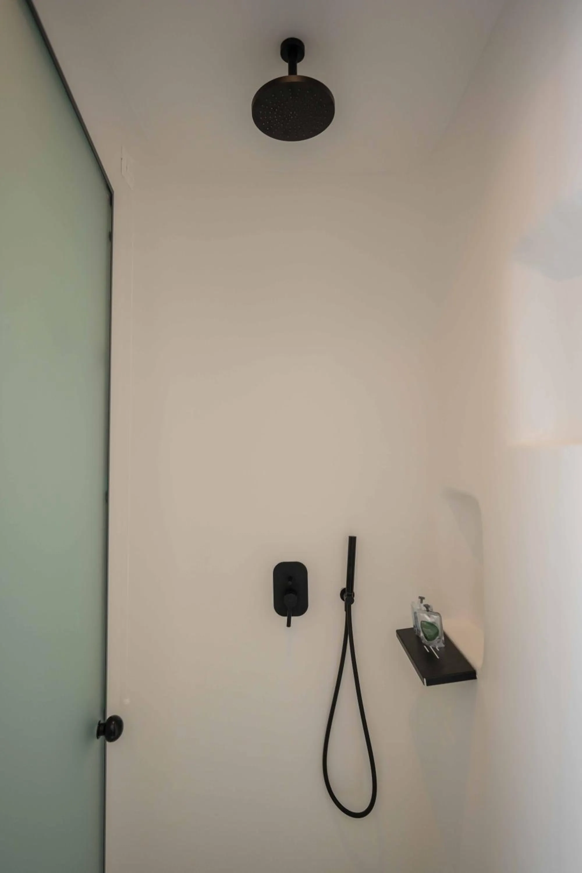 Bathroom in Argo Hotel