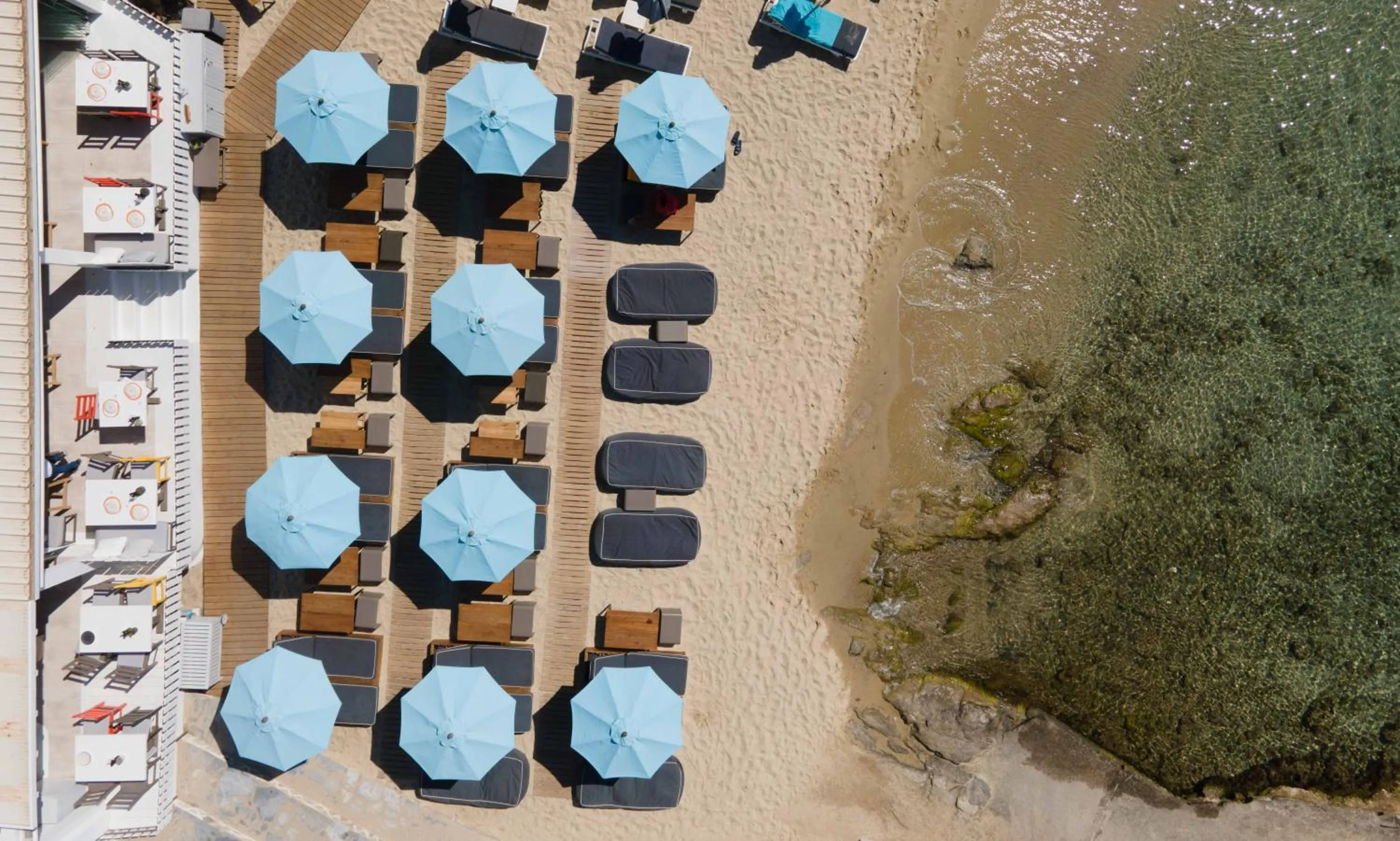 Restaurant/places to eat in Argo Hotel