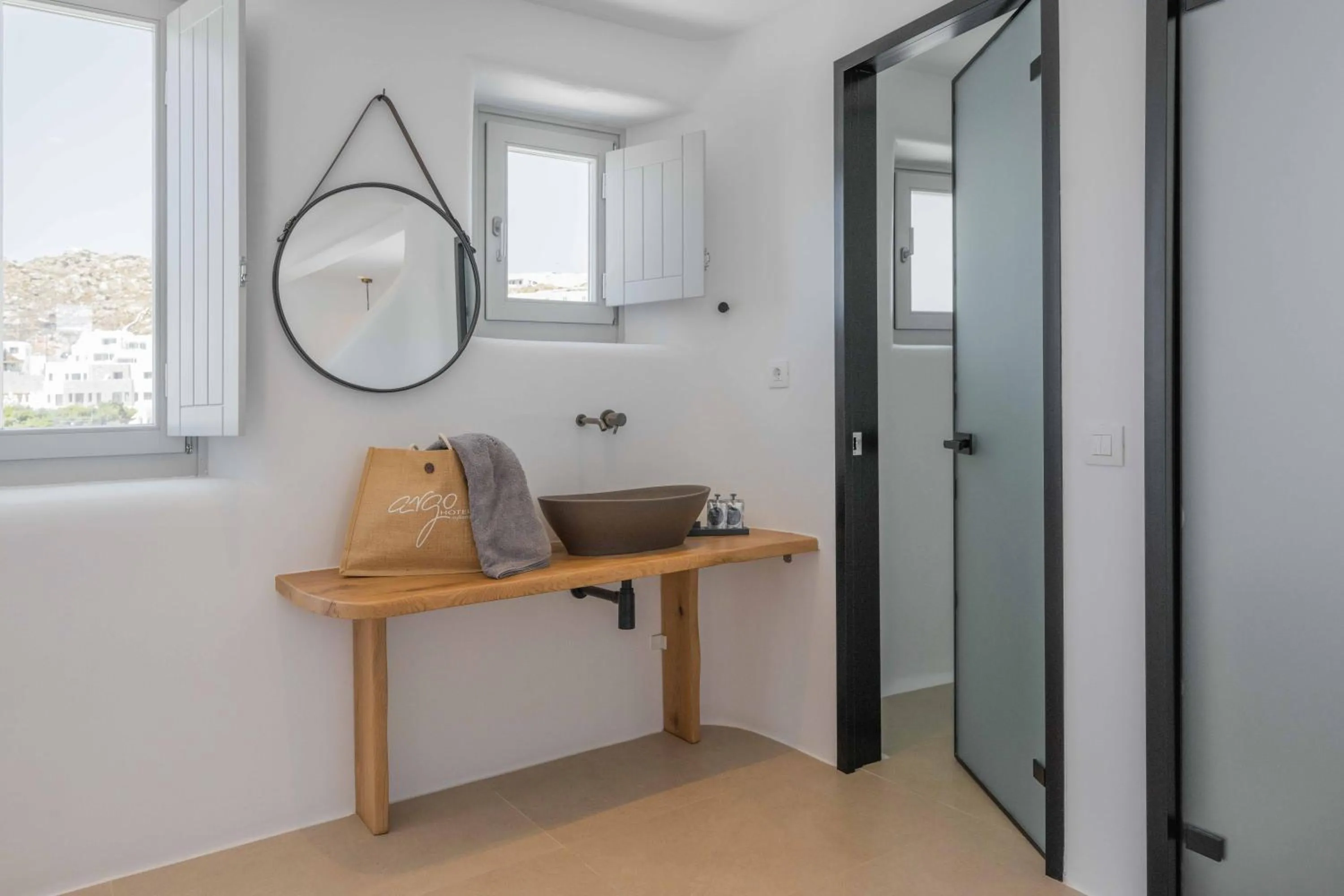 Bathroom in Argo Hotel