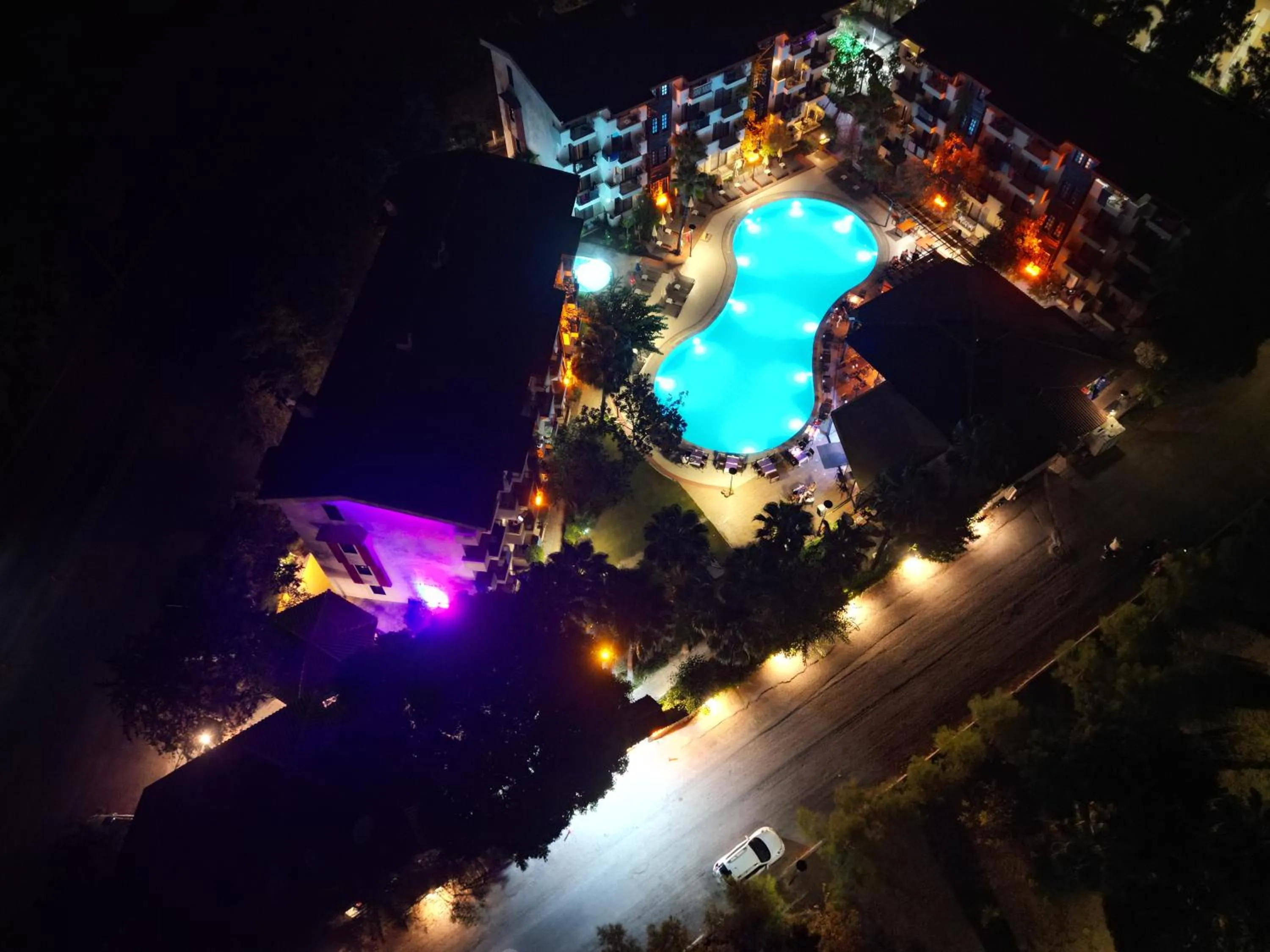 Property building in LEMAS SUITE HOTEL