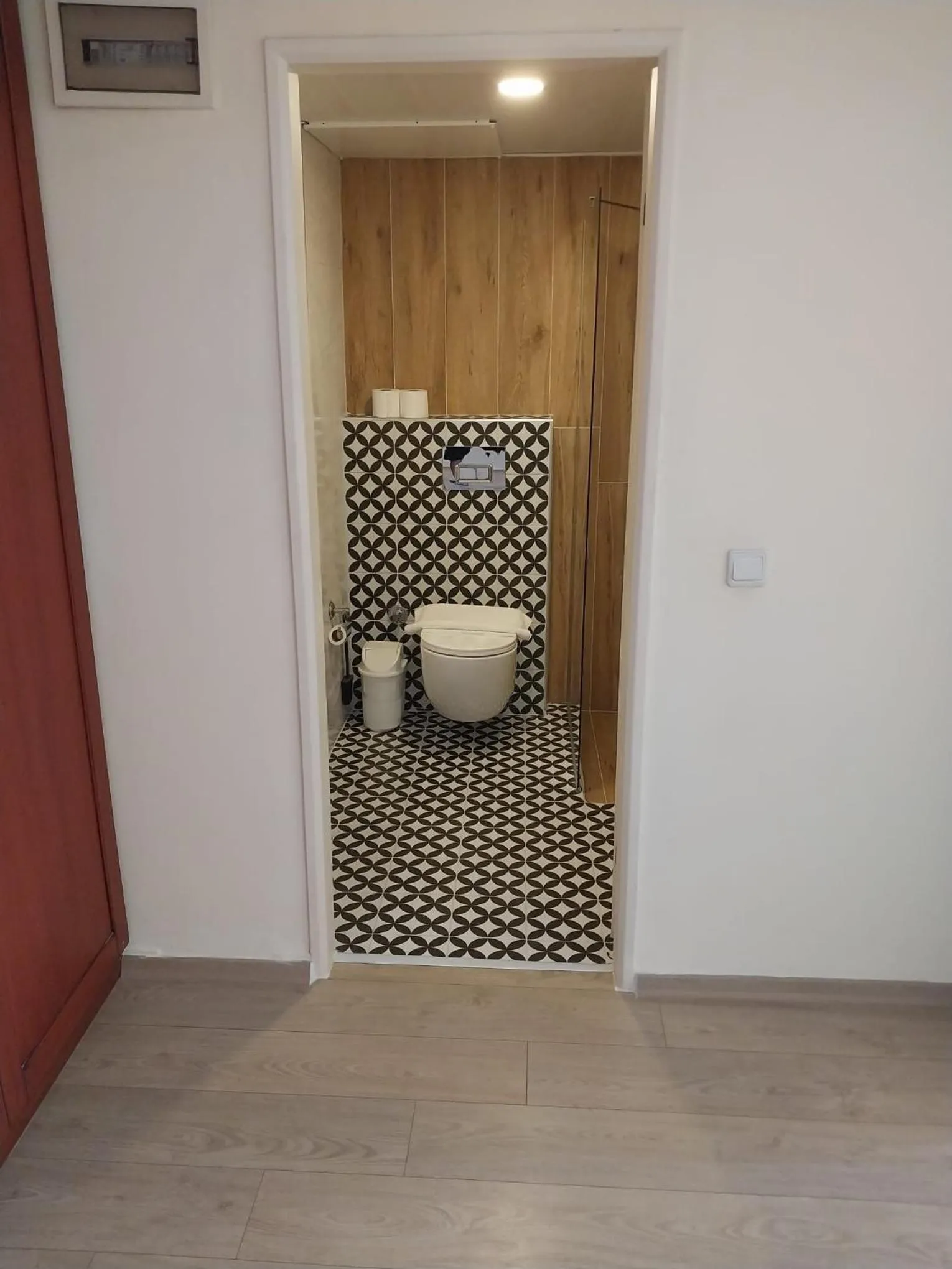 Toilet in LEMAS SUITE HOTEL