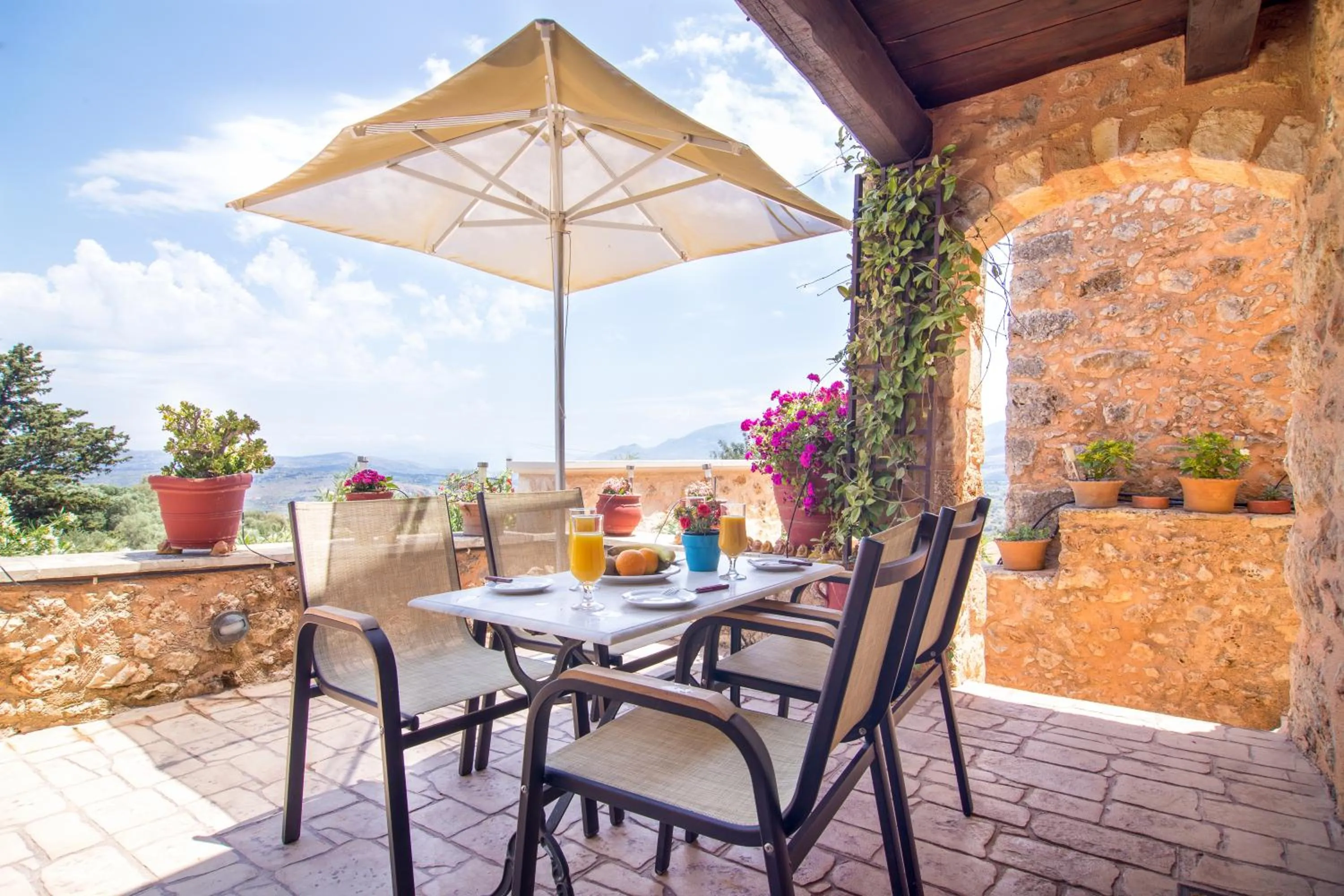 Balcony/Terrace in Samonas Traditional Villas