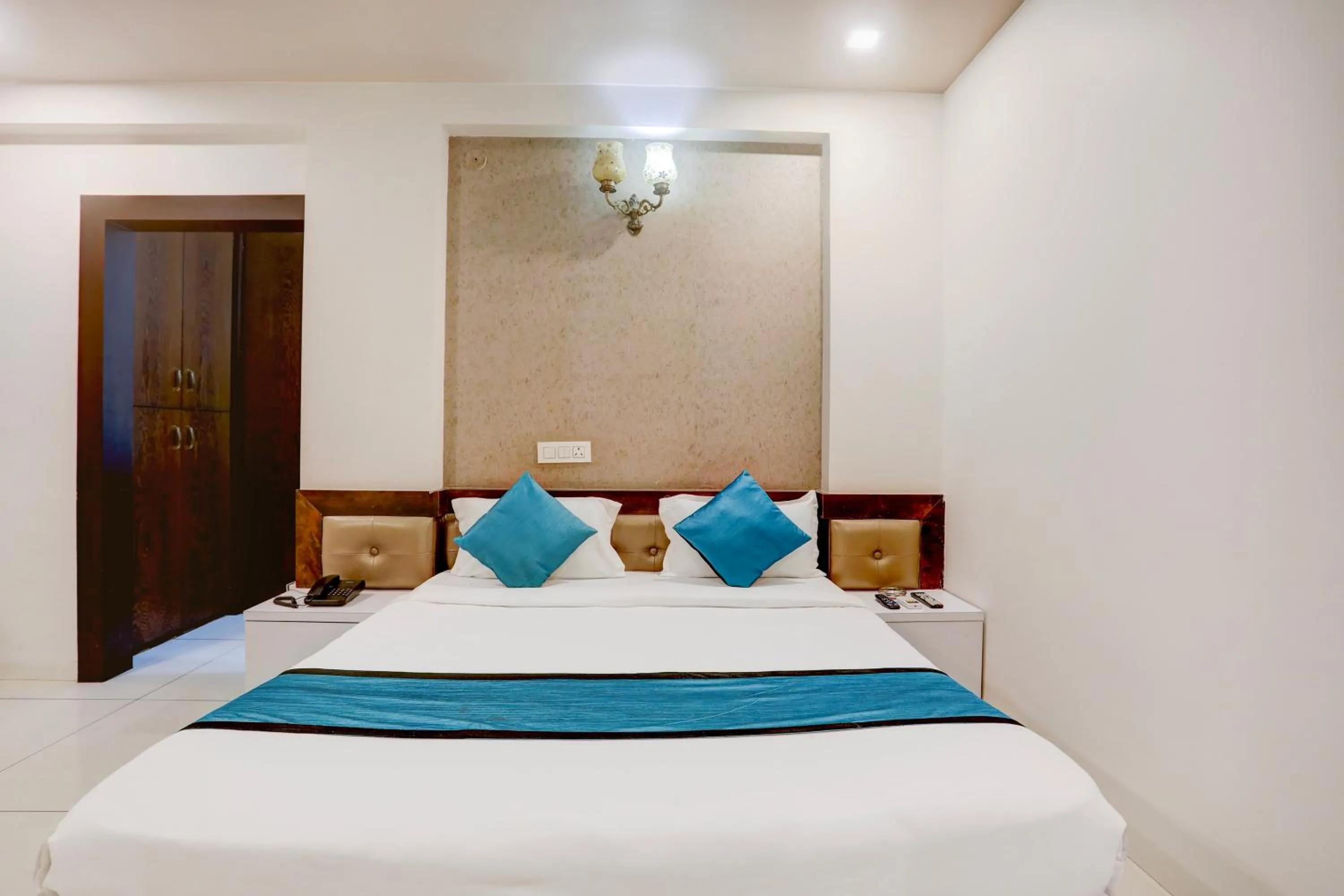 Bedroom, Bed in The Byke Business Hotel - Signature Planet Vijay Nagar