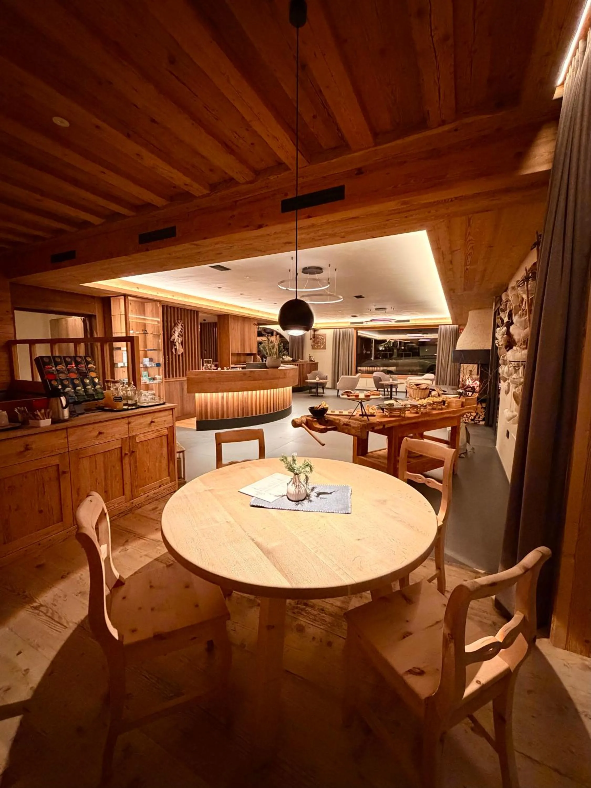 Camino Rustic Chic Hotel