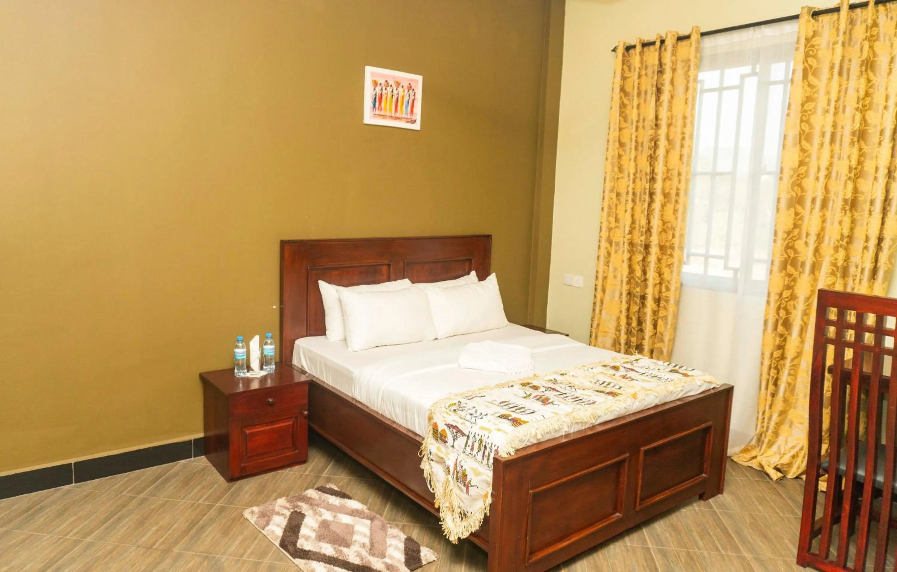 Property building, Bed in Kiteme Comfort Lodge