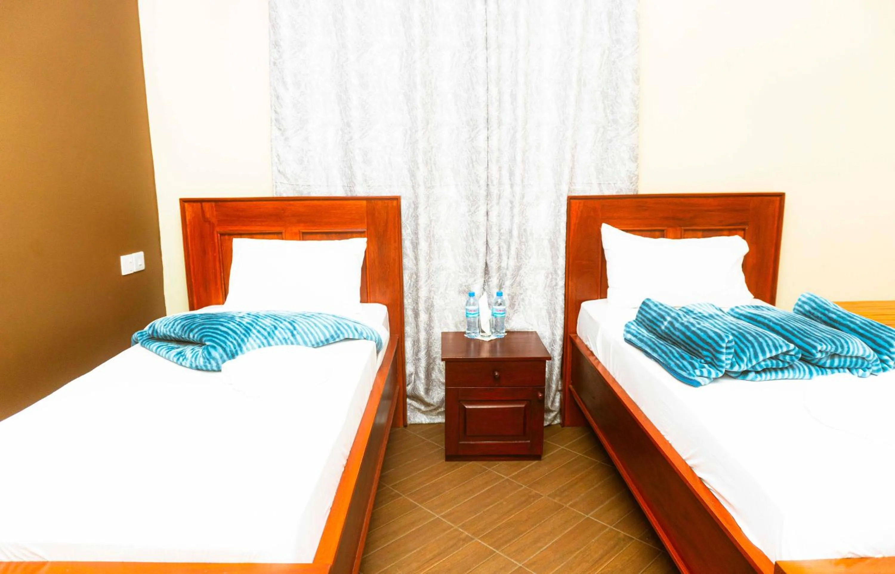 Bedroom, Bed in Kiteme Comfort Lodge