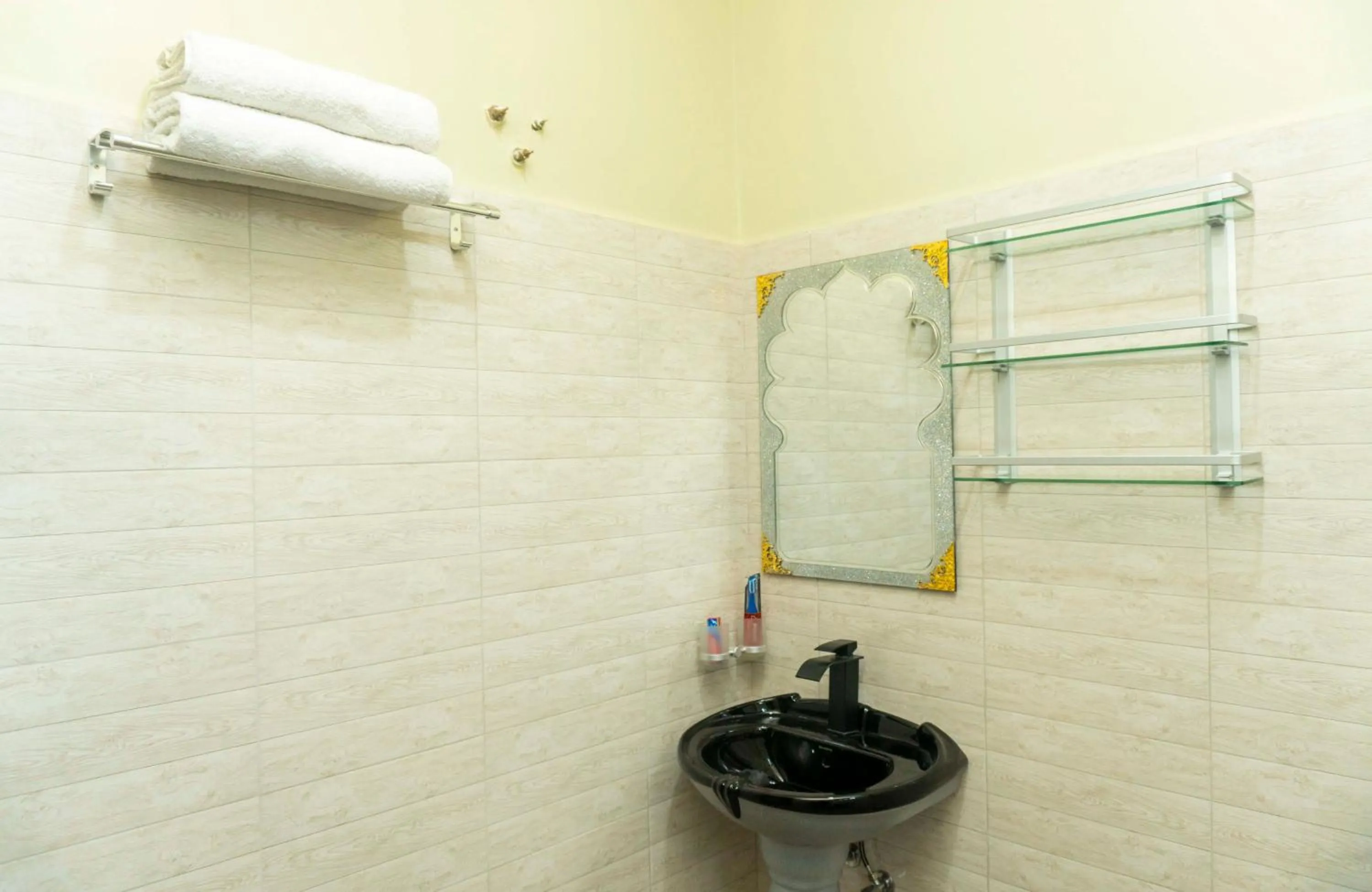 Bathroom in Kiteme Comfort Lodge