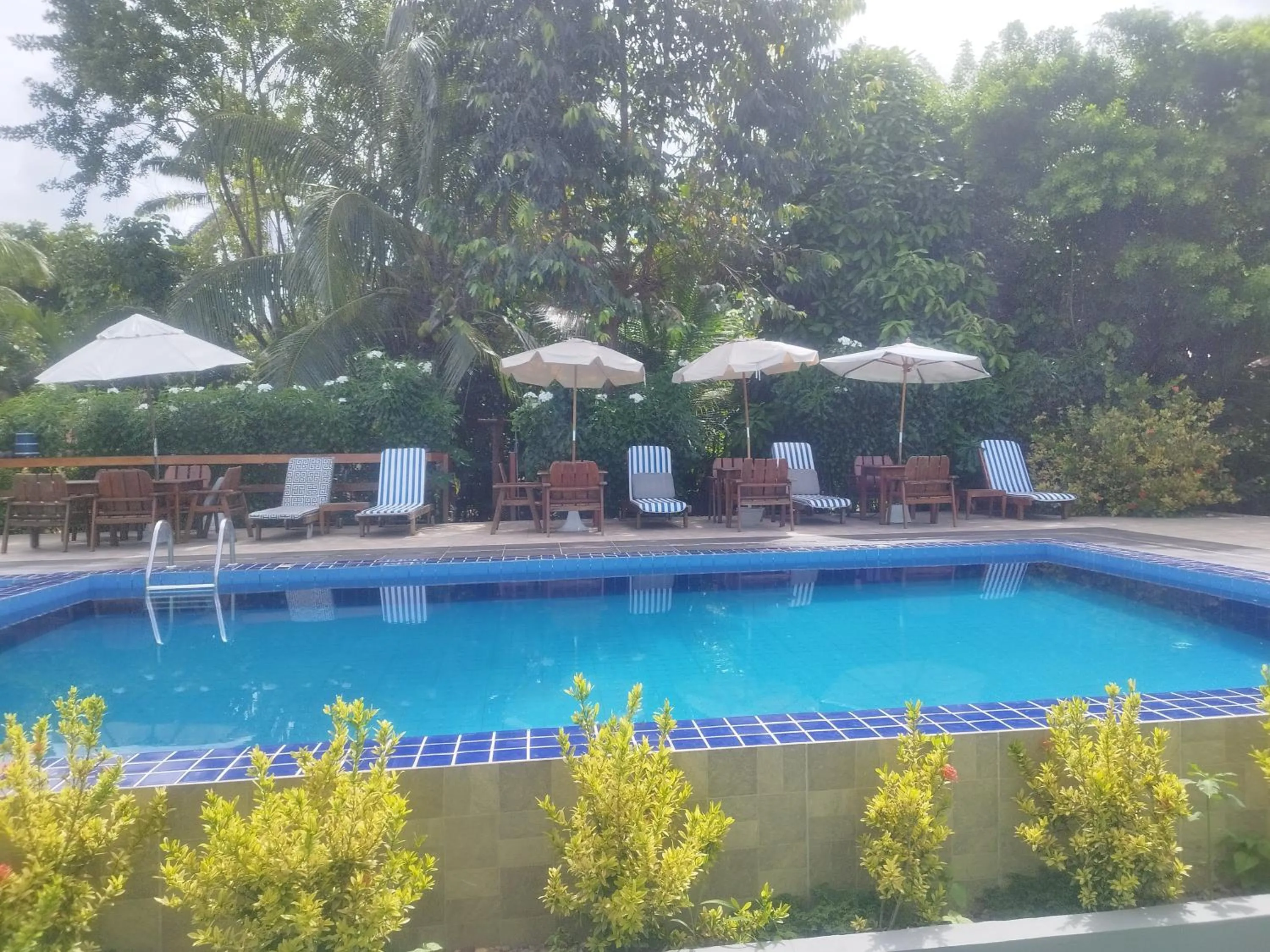 Swimming pool in Ajubá Pousada