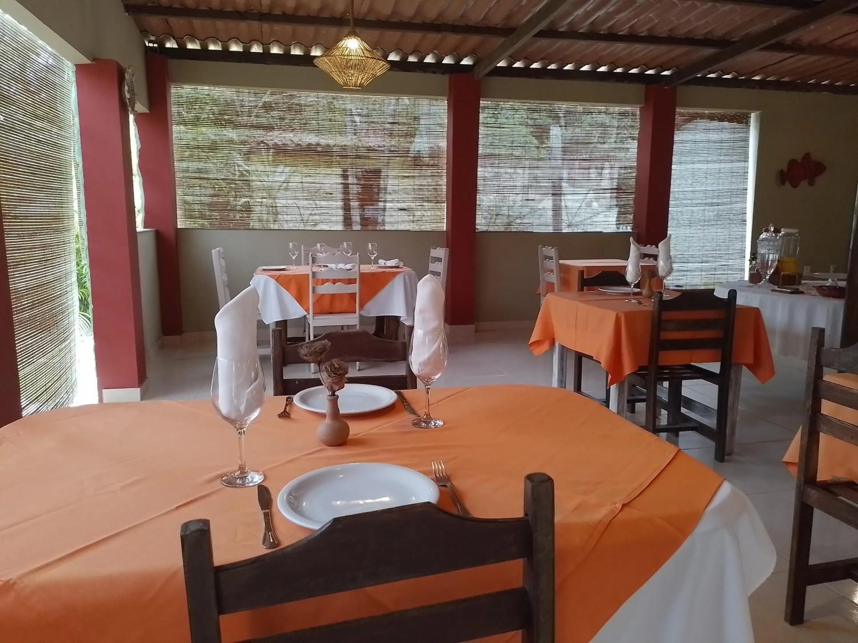 Restaurant/places to eat in Ajubá Pousada