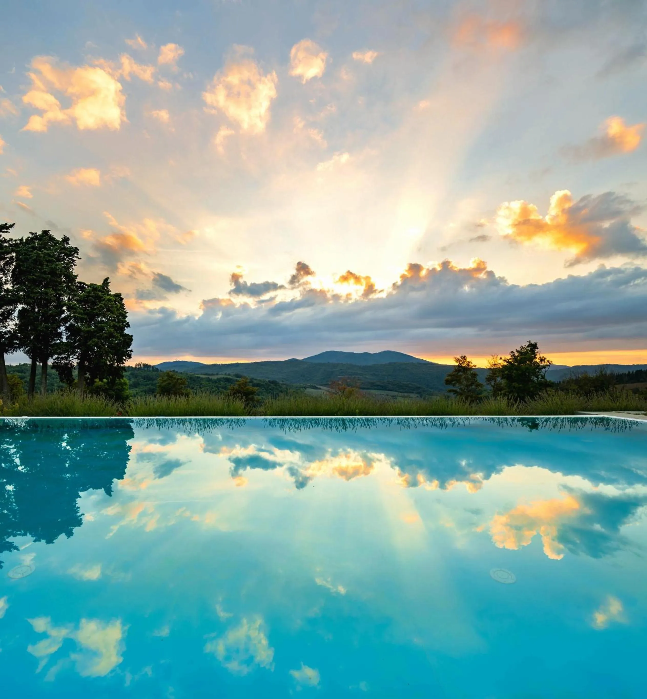 Pool view in Residenza le Colline del Paradiso