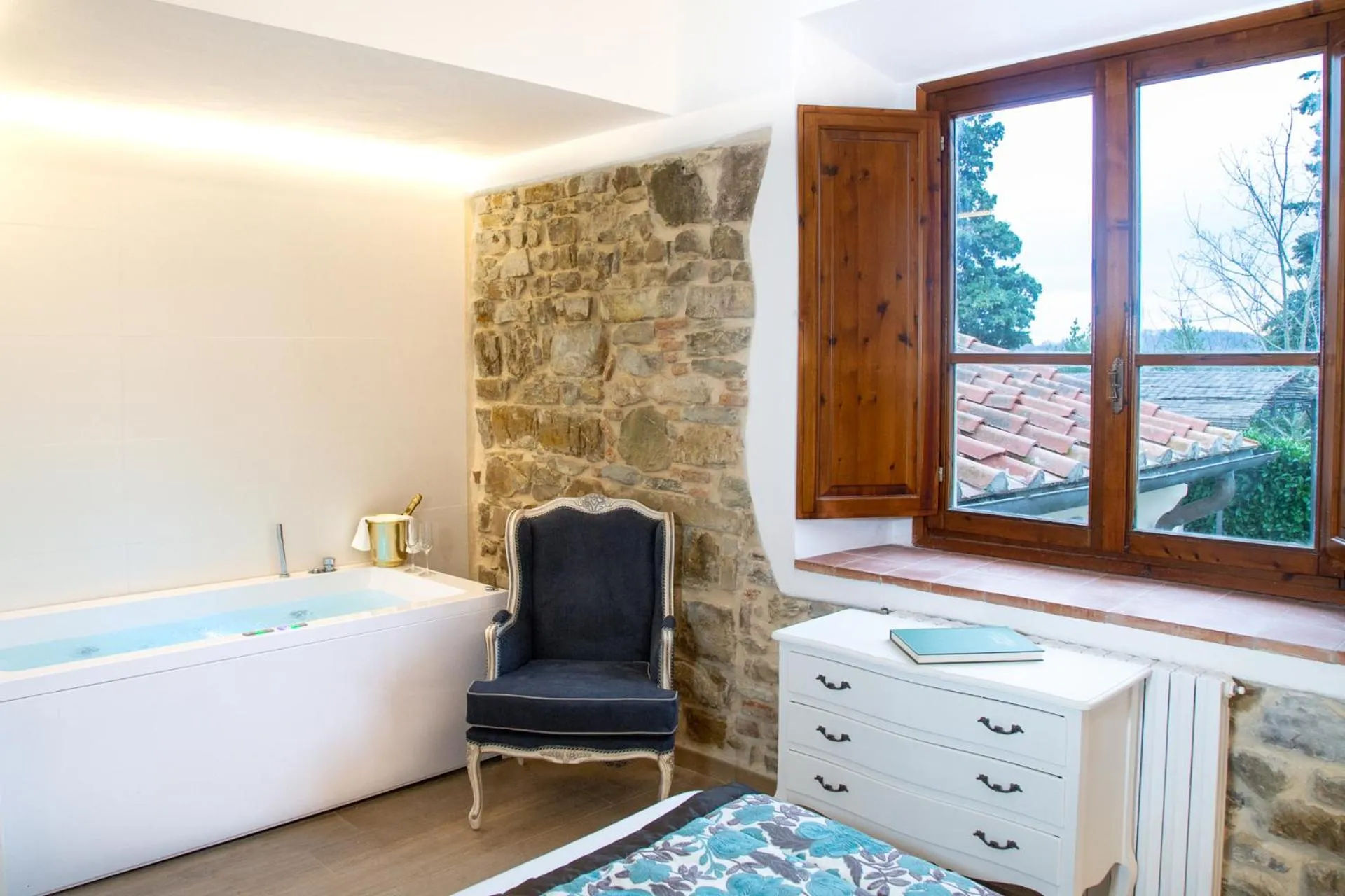 Hot Tub in Residenza le Colline del Paradiso