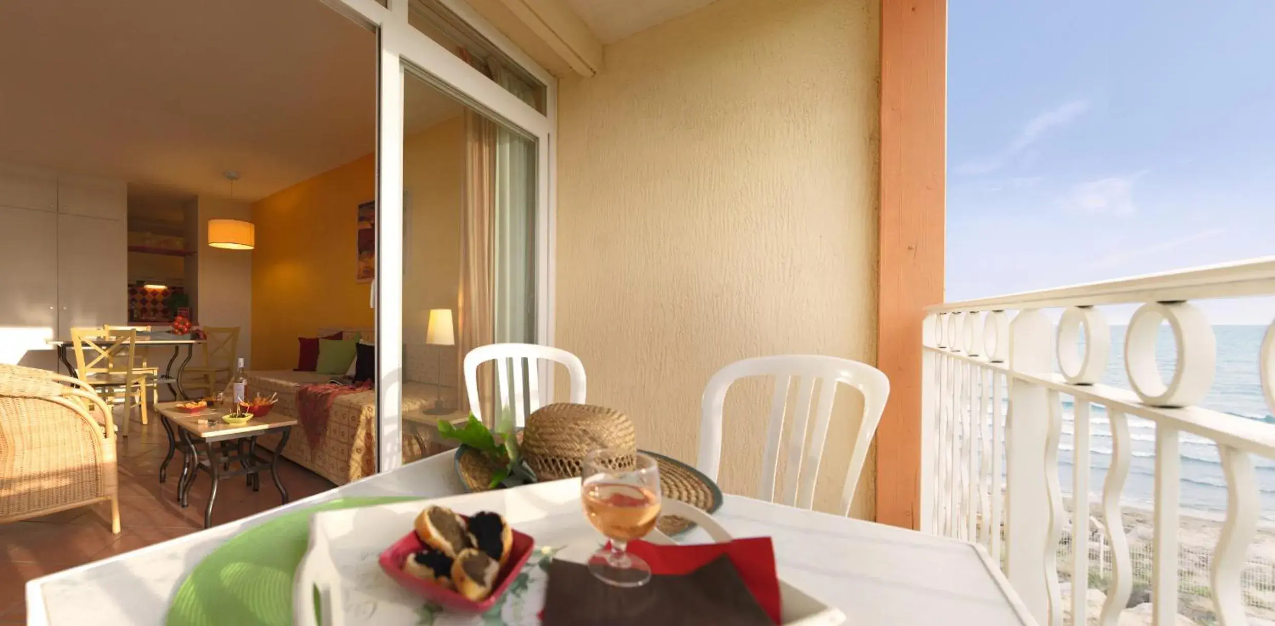 Sea view in SOWELL RESIDENCES Les Sablons Sea view in SOWELL RESIDENCES Les Sablons