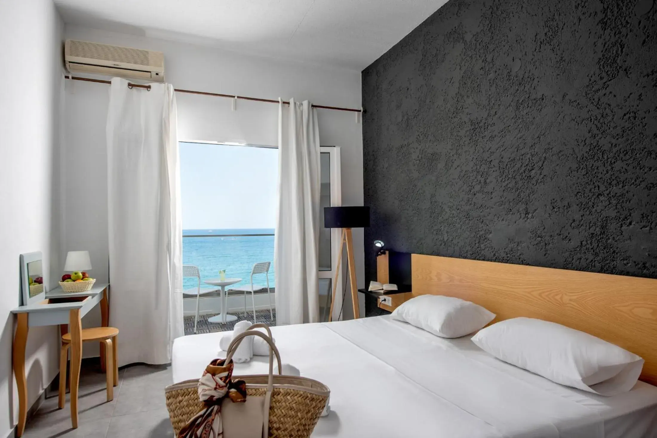 Photo of the whole room, Bed in Azure Mare Hotel Photo of the whole room, Bed in Azure Mare Hotel