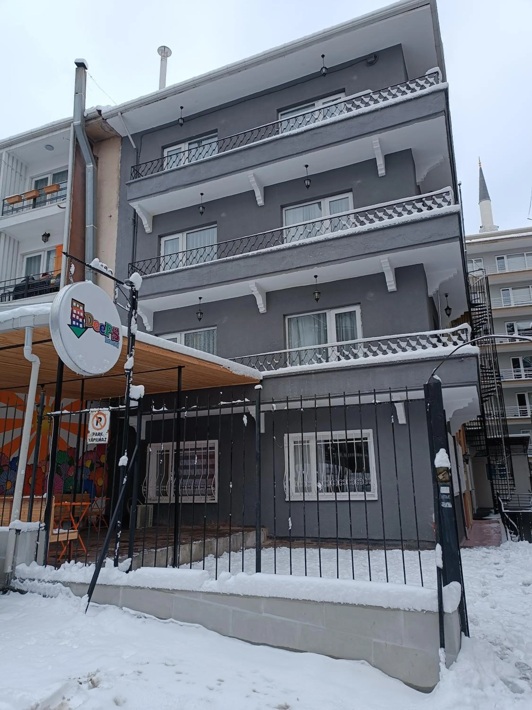 Property building in Deeps Hostel Ankara 2
