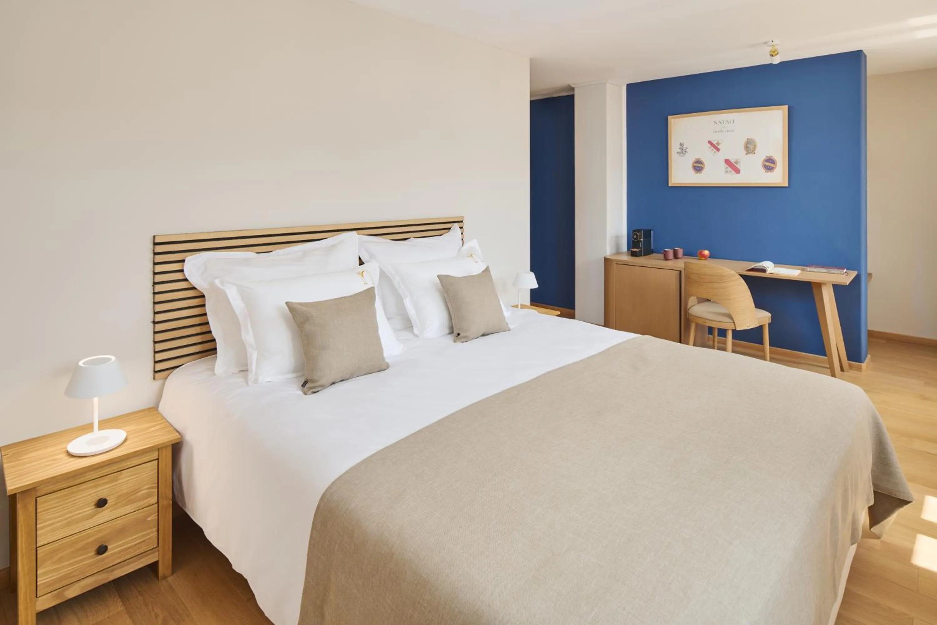 Bedroom, Bed in Palace Natali