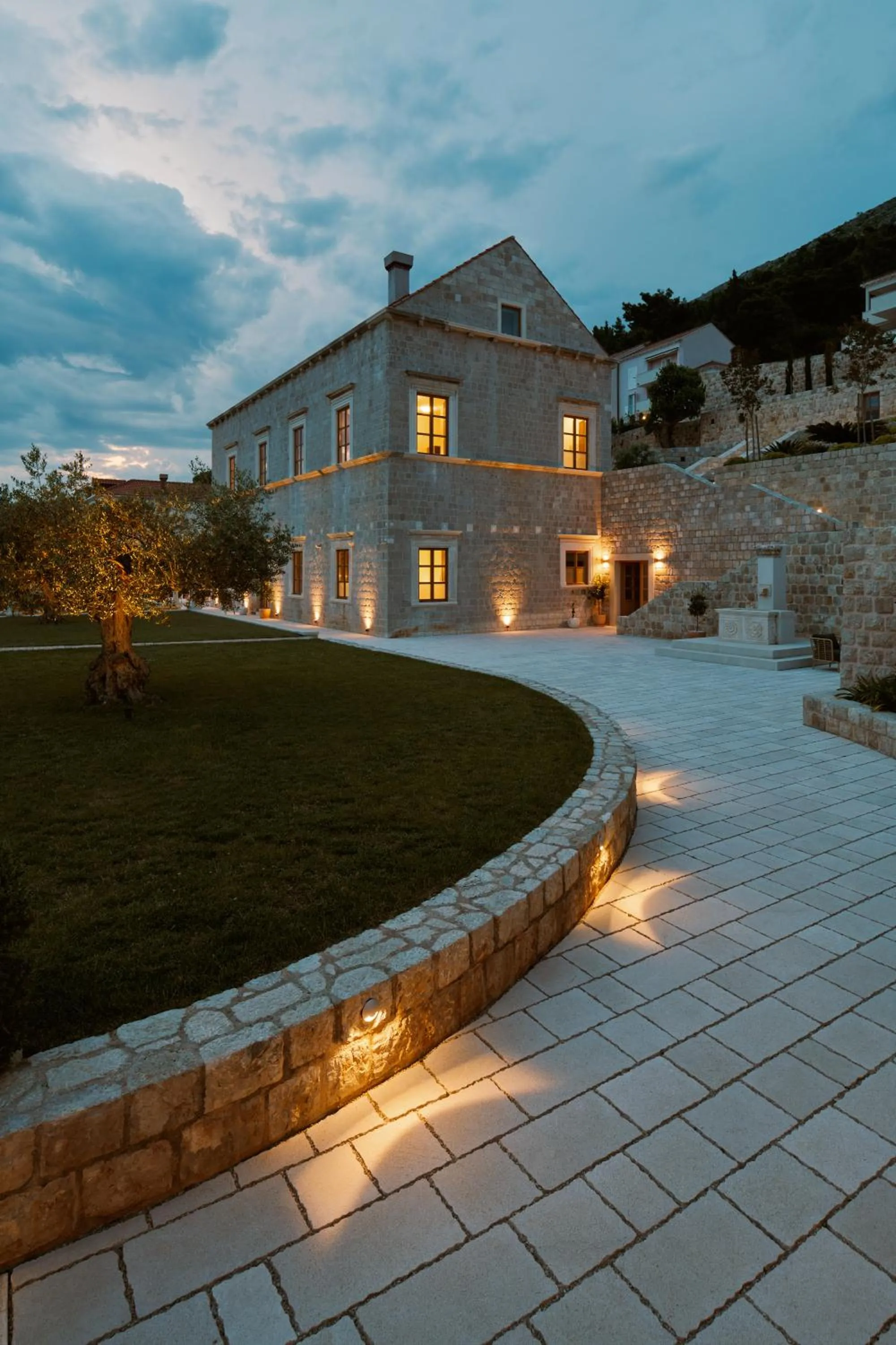 Property building in Palace Natali