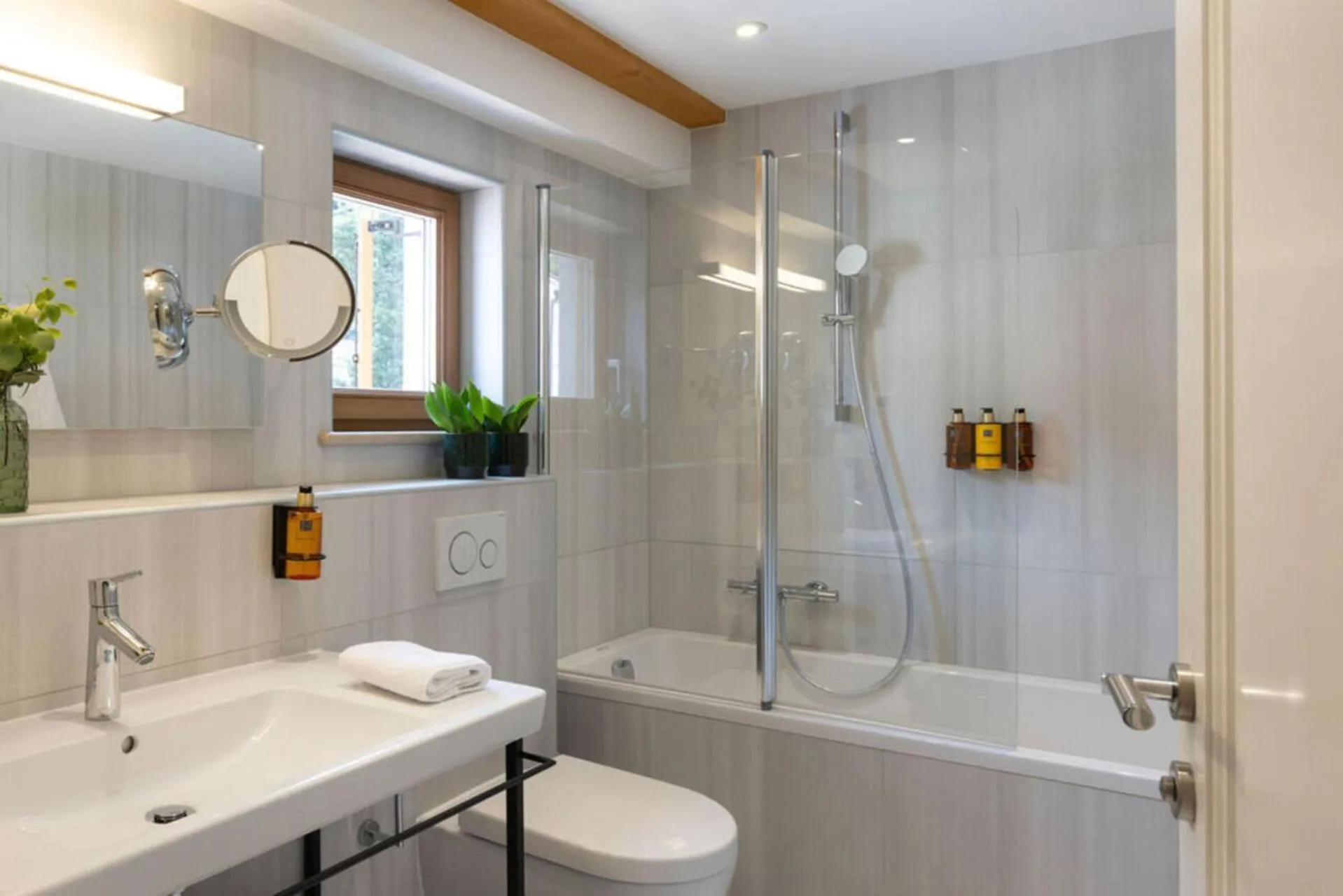 Bathroom in Palace Natali