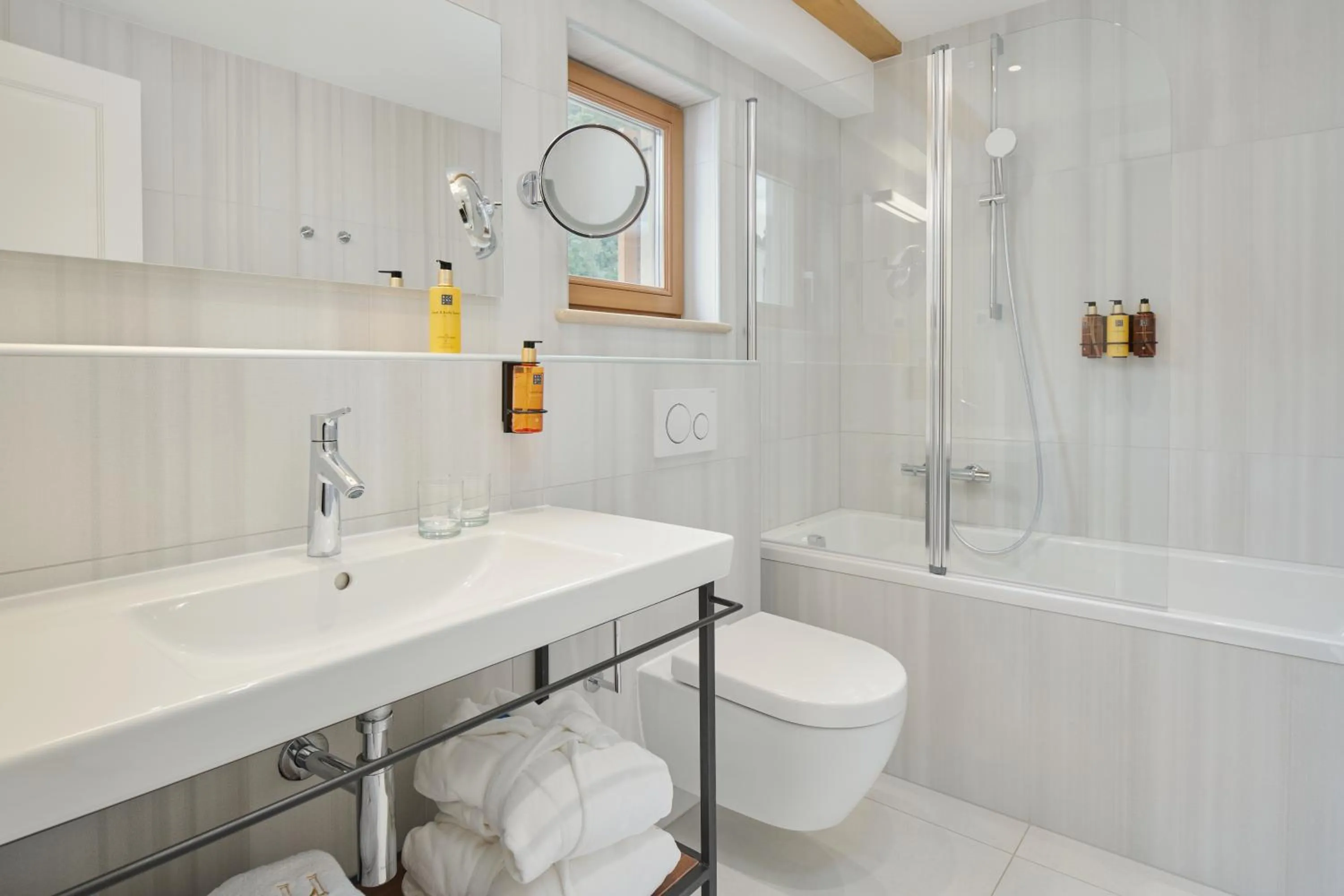 Bathroom in Palace Natali