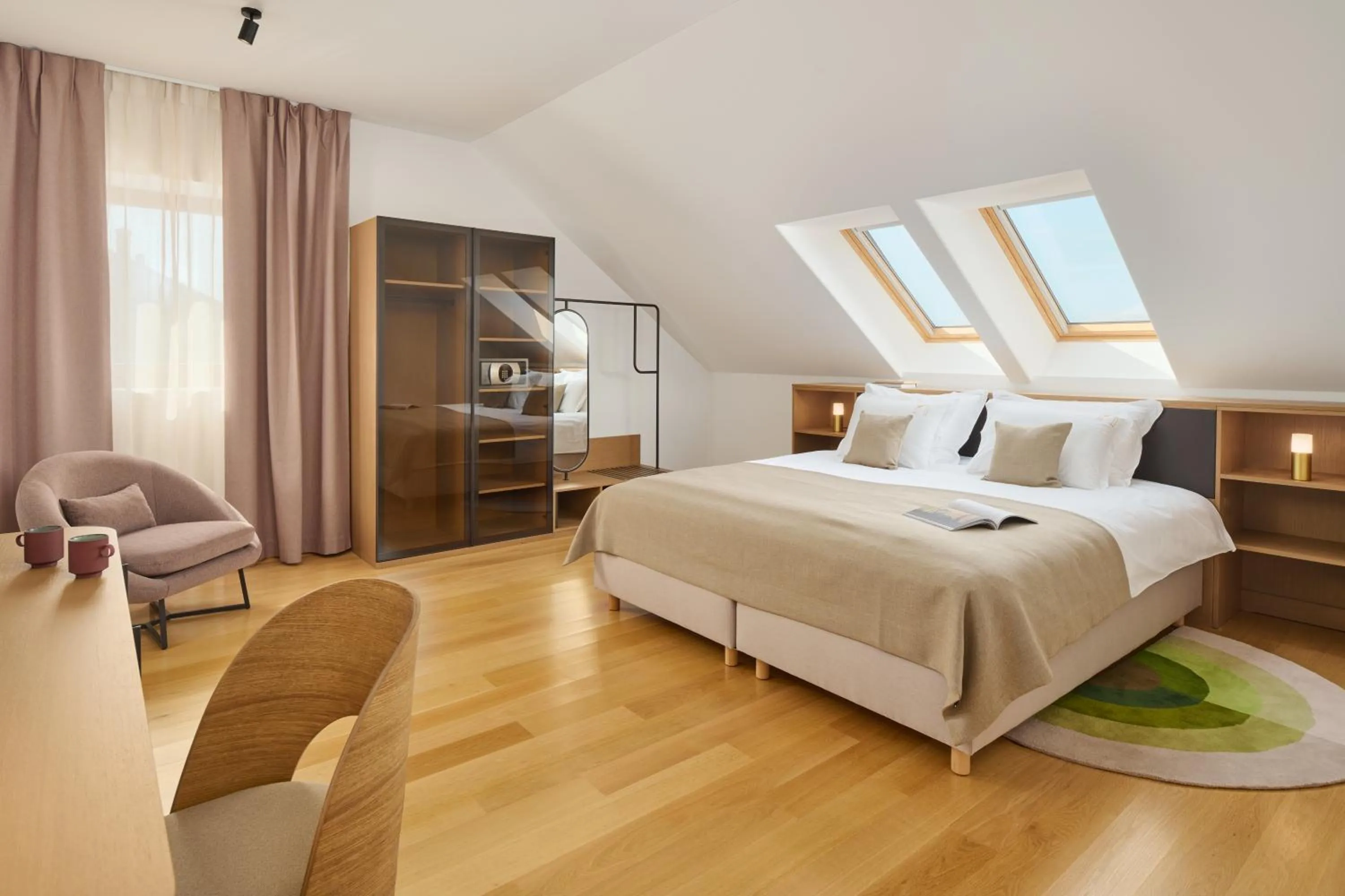 Bedroom, Bed in Palace Natali