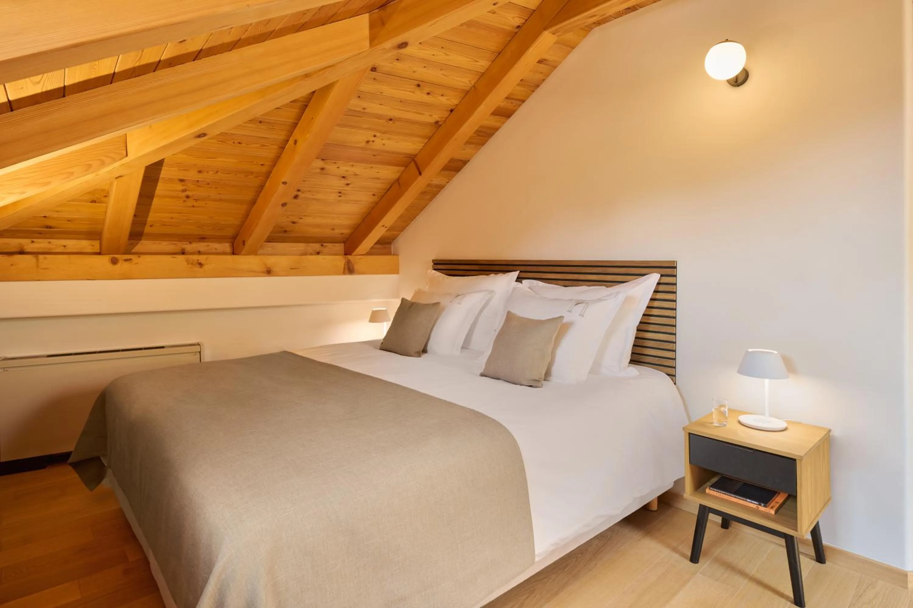 Bedroom, Bed in Palace Natali