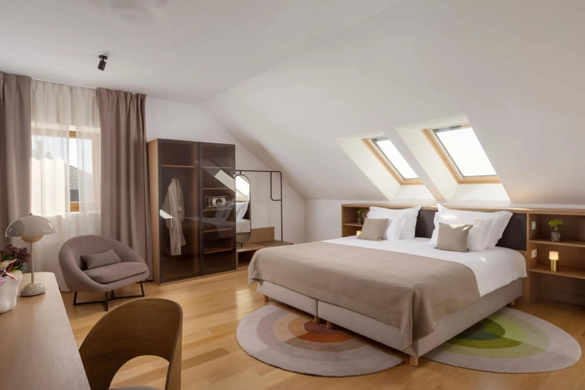 Bedroom, Bed in Palace Natali