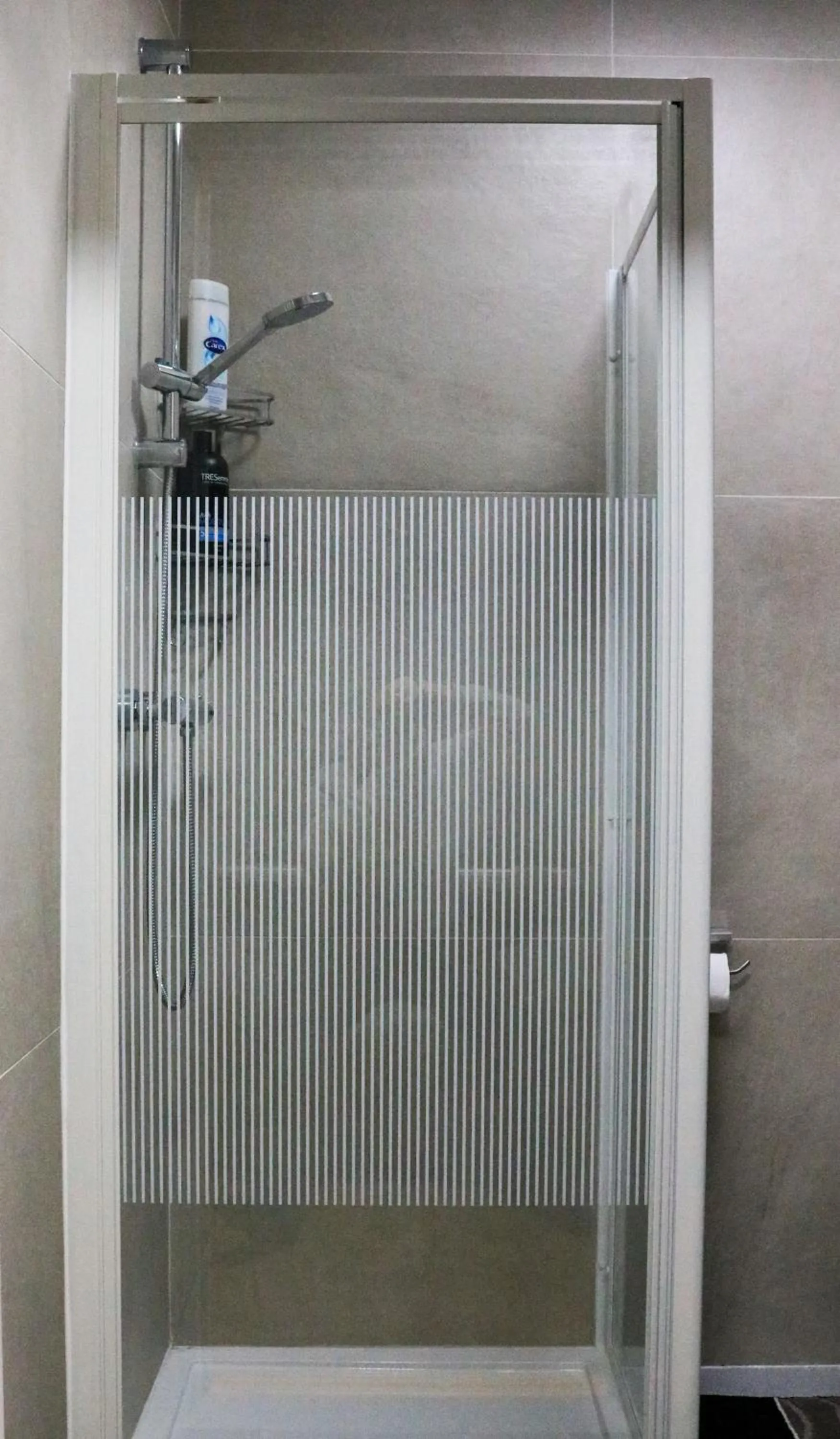 Shower in Desire Residence