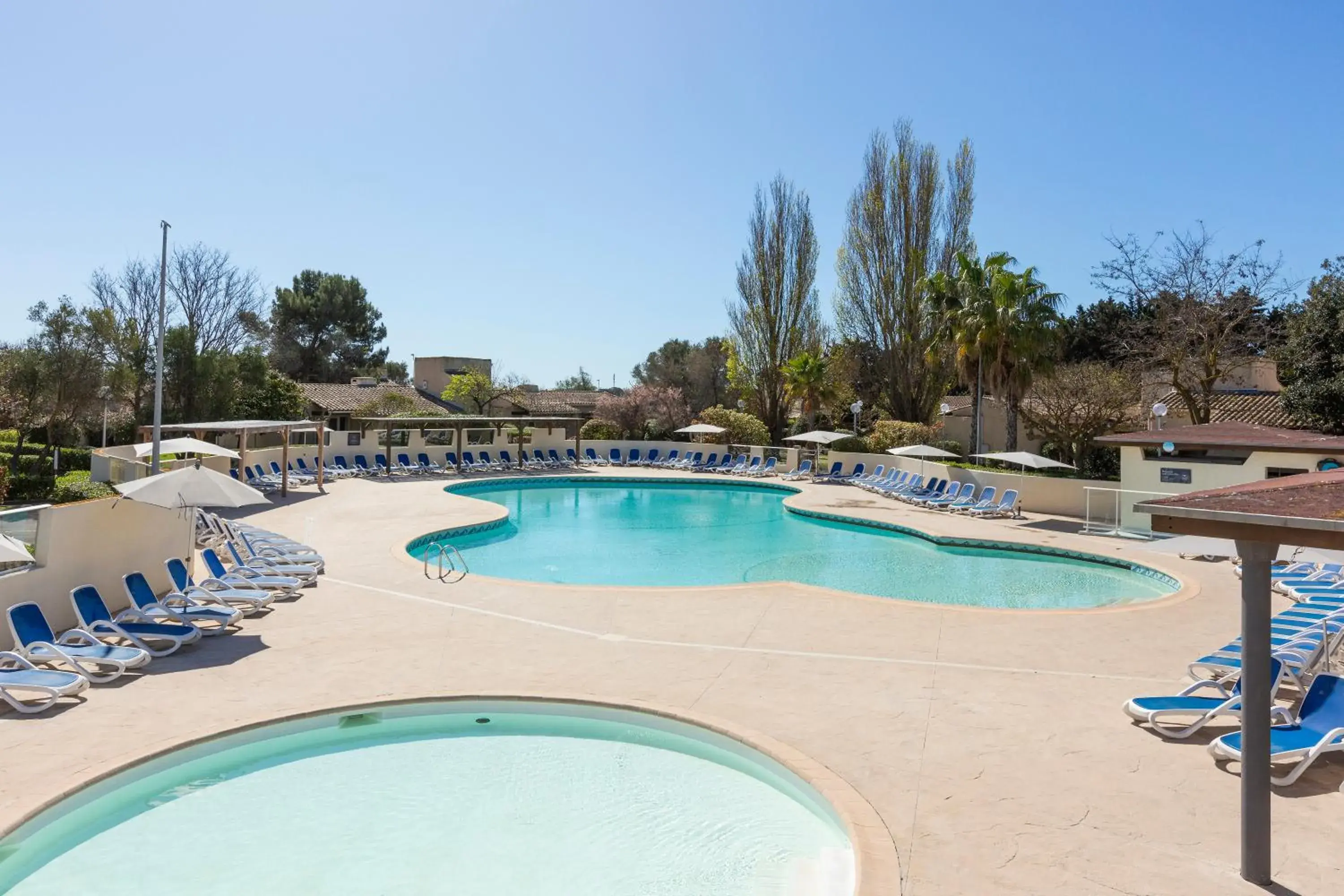 Swimming pool in SOWELL Family Cap d’Agde Swimming pool in SOWELL Family Cap d’Agde