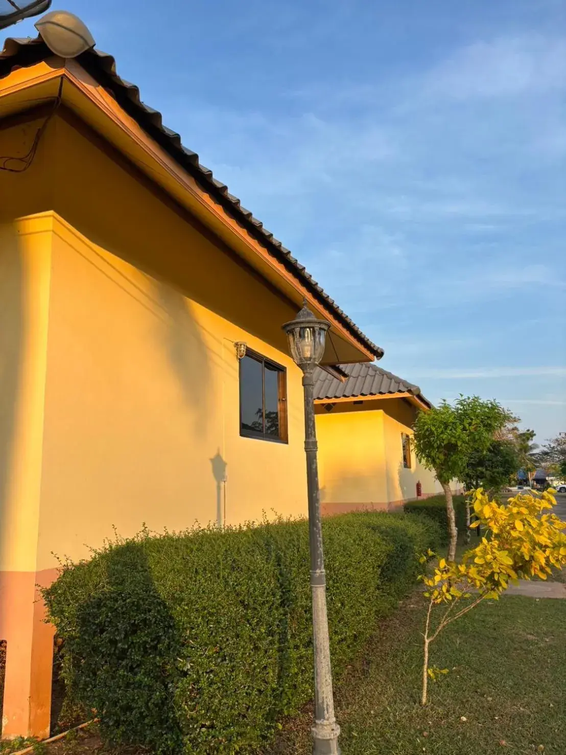 Property building in Thungwua laen resort Property building in Thungwua laen resort