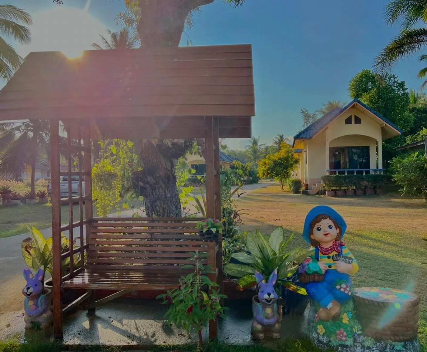 Garden view in Thungwua laen resort