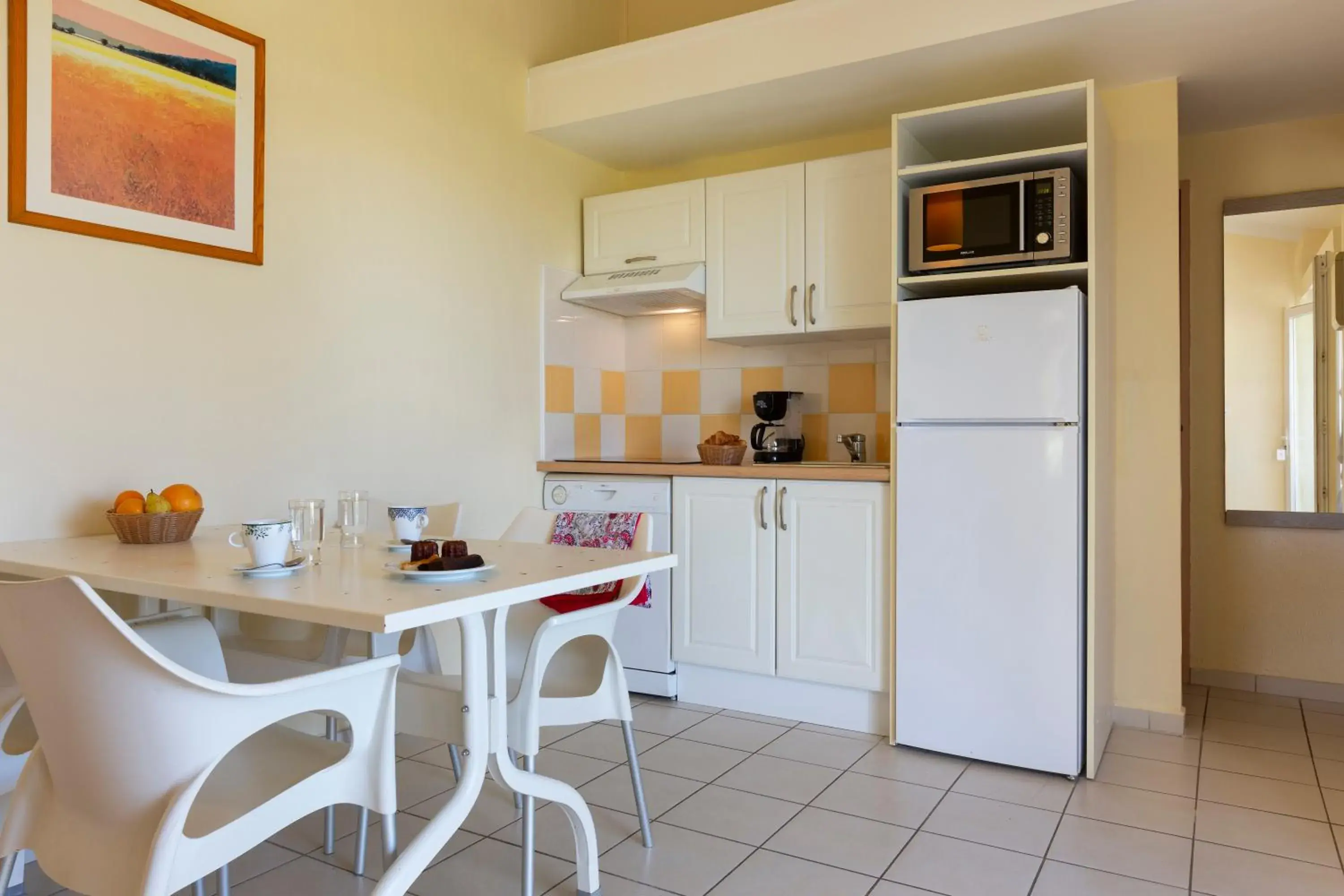 Bedroom in SOWELL RESIDENCES Les Lauriers Roses Bedroom in SOWELL RESIDENCES Les Lauriers Roses