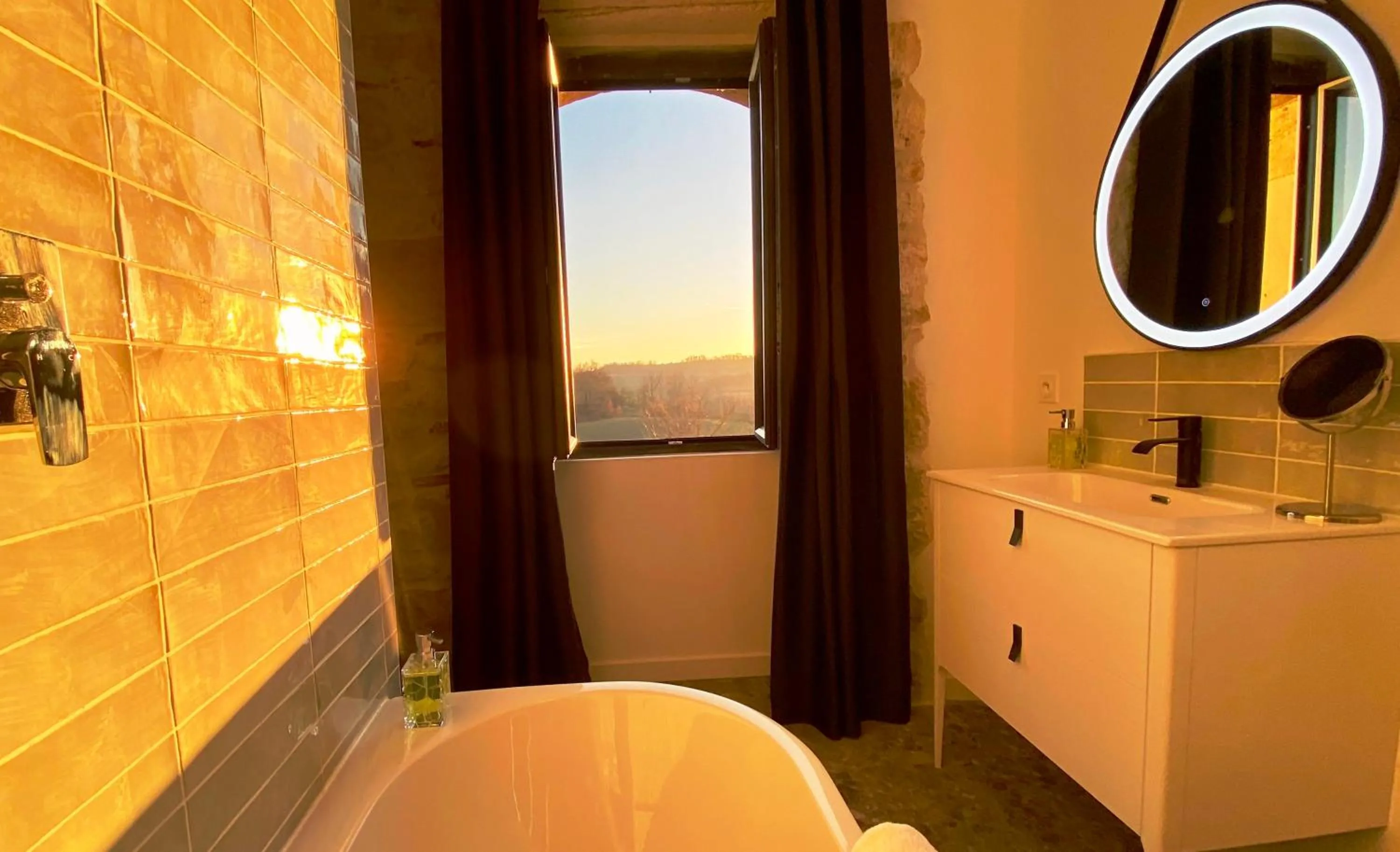 Bathroom in DOMAINE DE LEJOS - Portes d'Albi