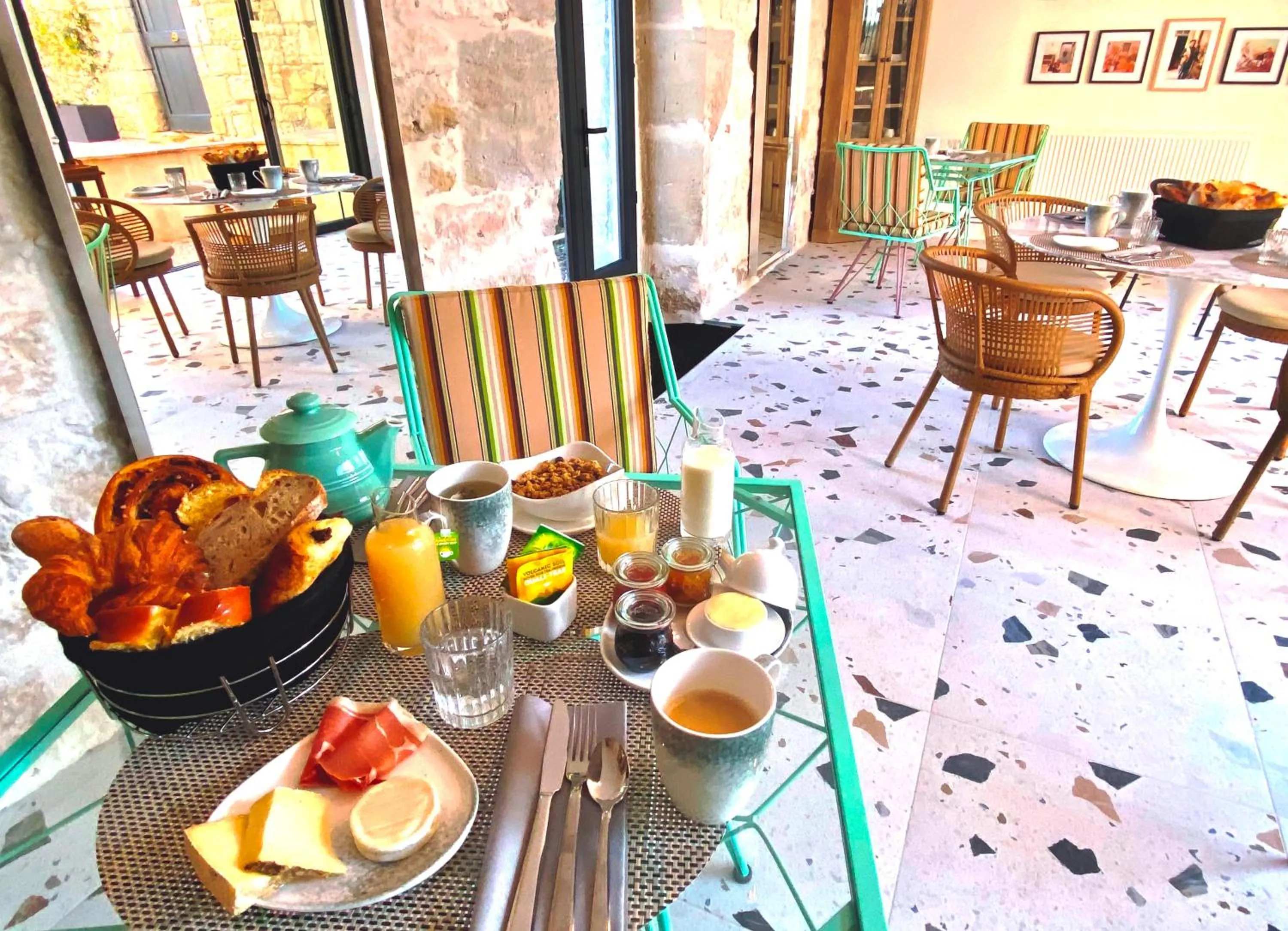 Breakfast in DOMAINE DE LEJOS - Portes d'Albi