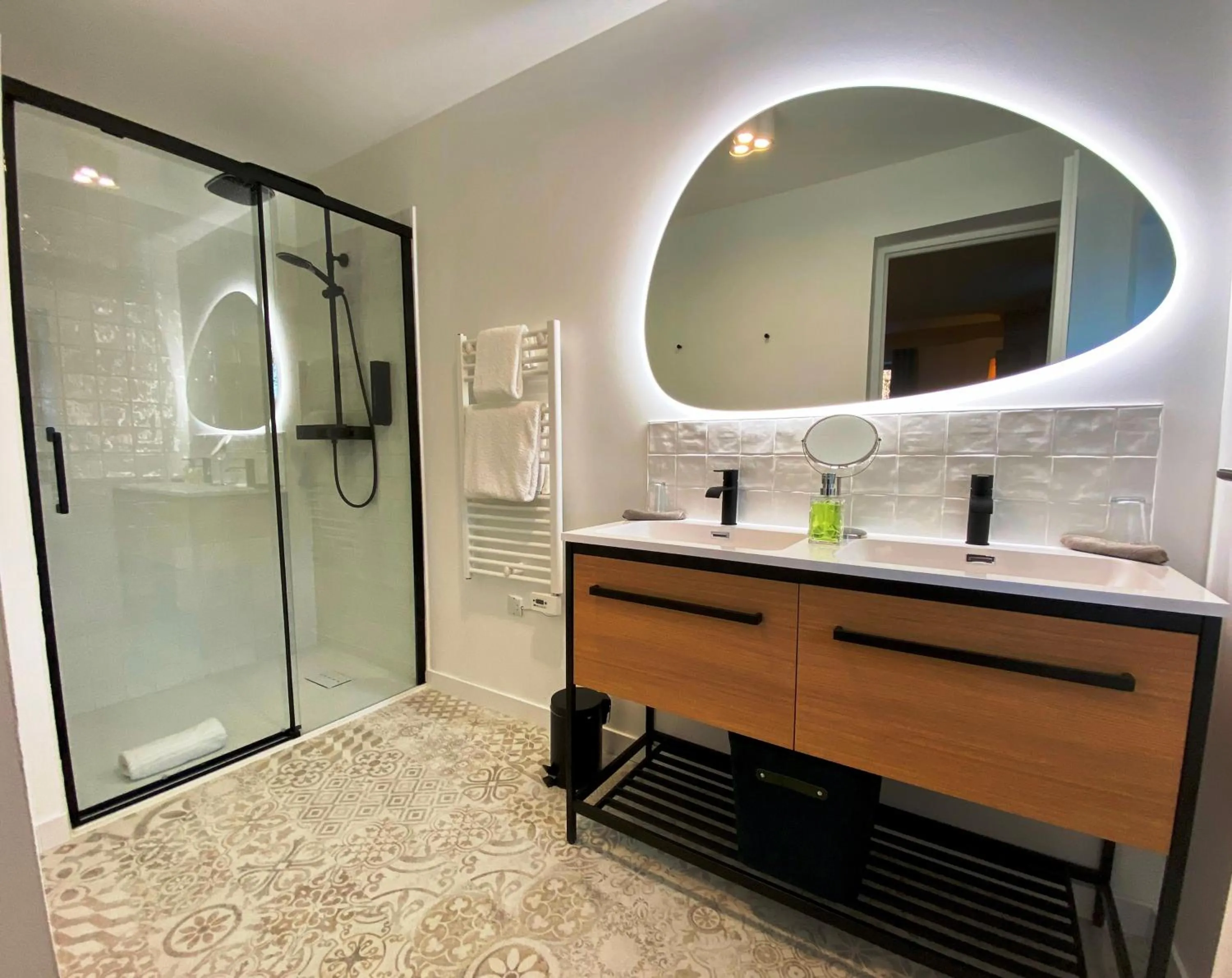 Shower in DOMAINE DE LEJOS - Portes d'Albi