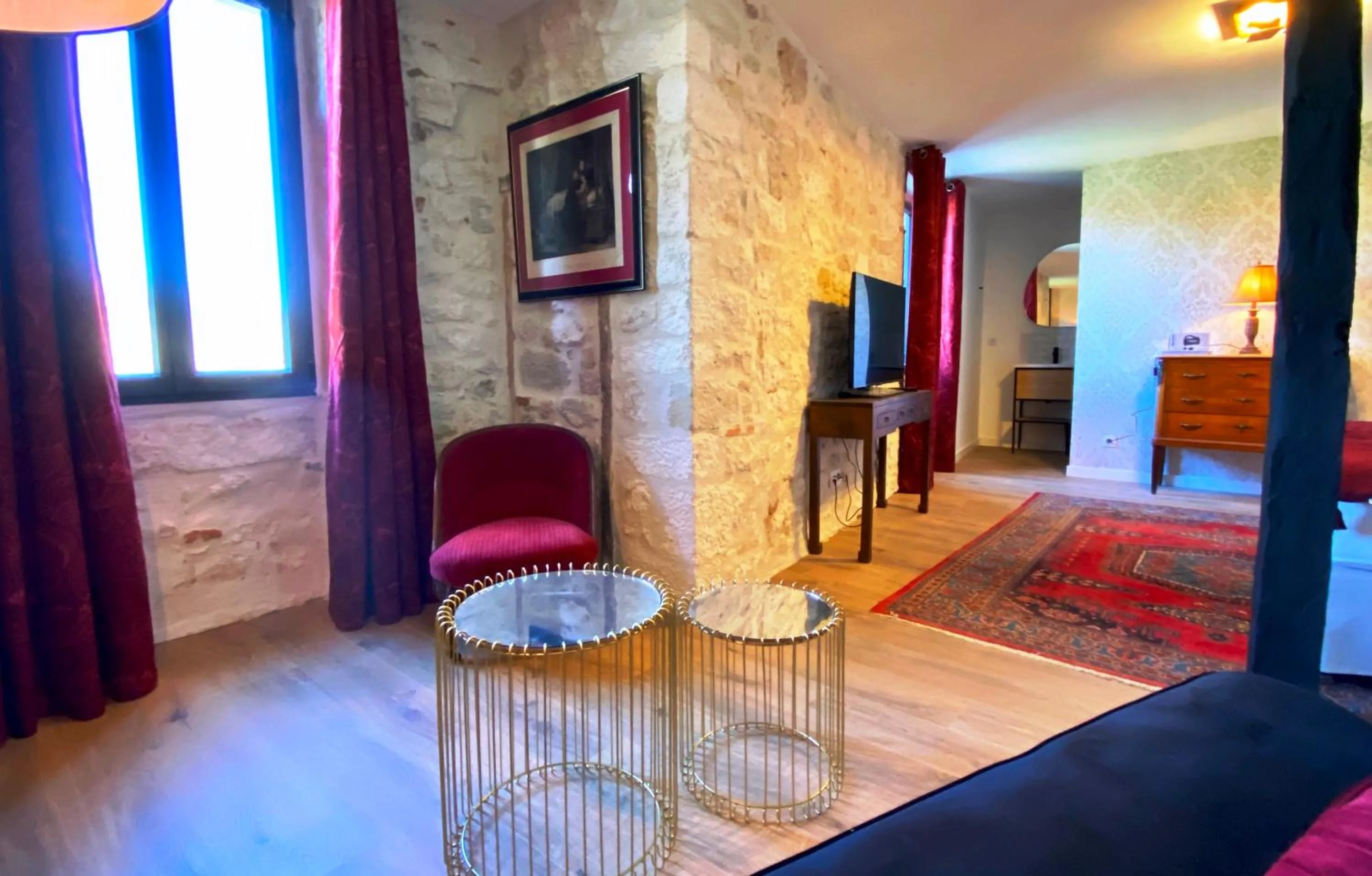 TV and multimedia in DOMAINE DE LEJOS - Portes d'Albi